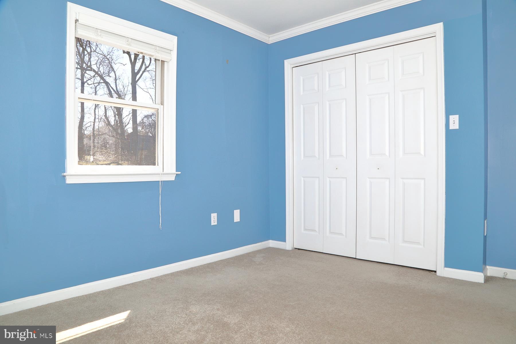 COUNTRY CROSSING - Residential