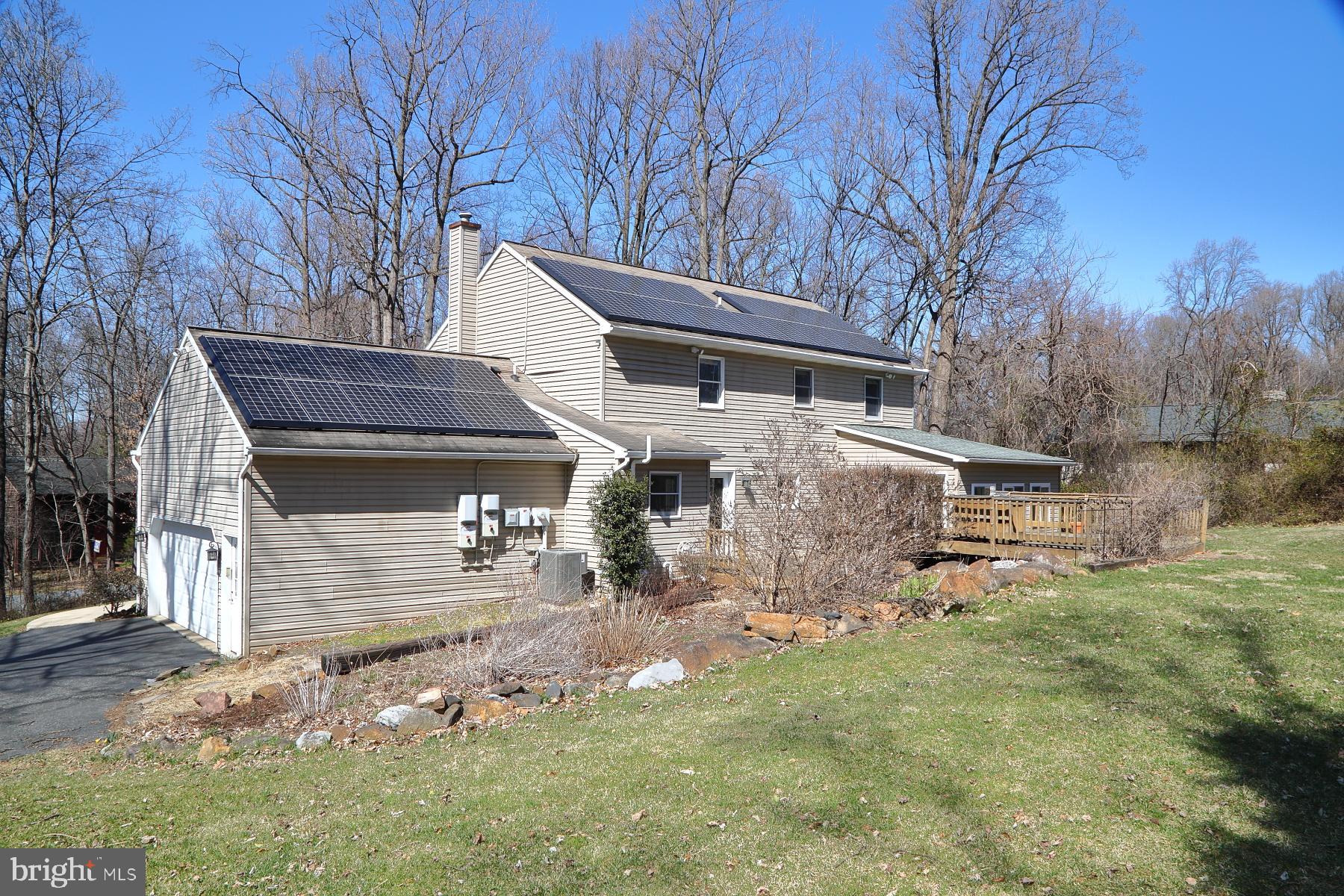 COUNTRY CROSSING - Residential