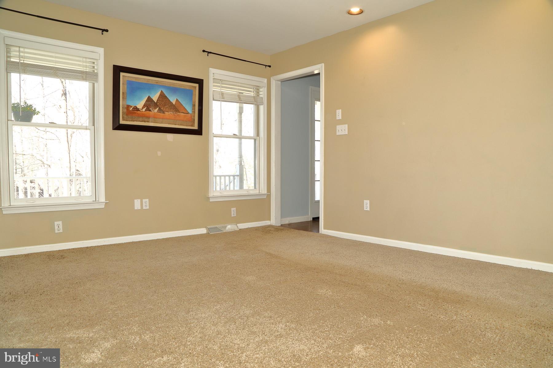 COUNTRY CROSSING - Residential