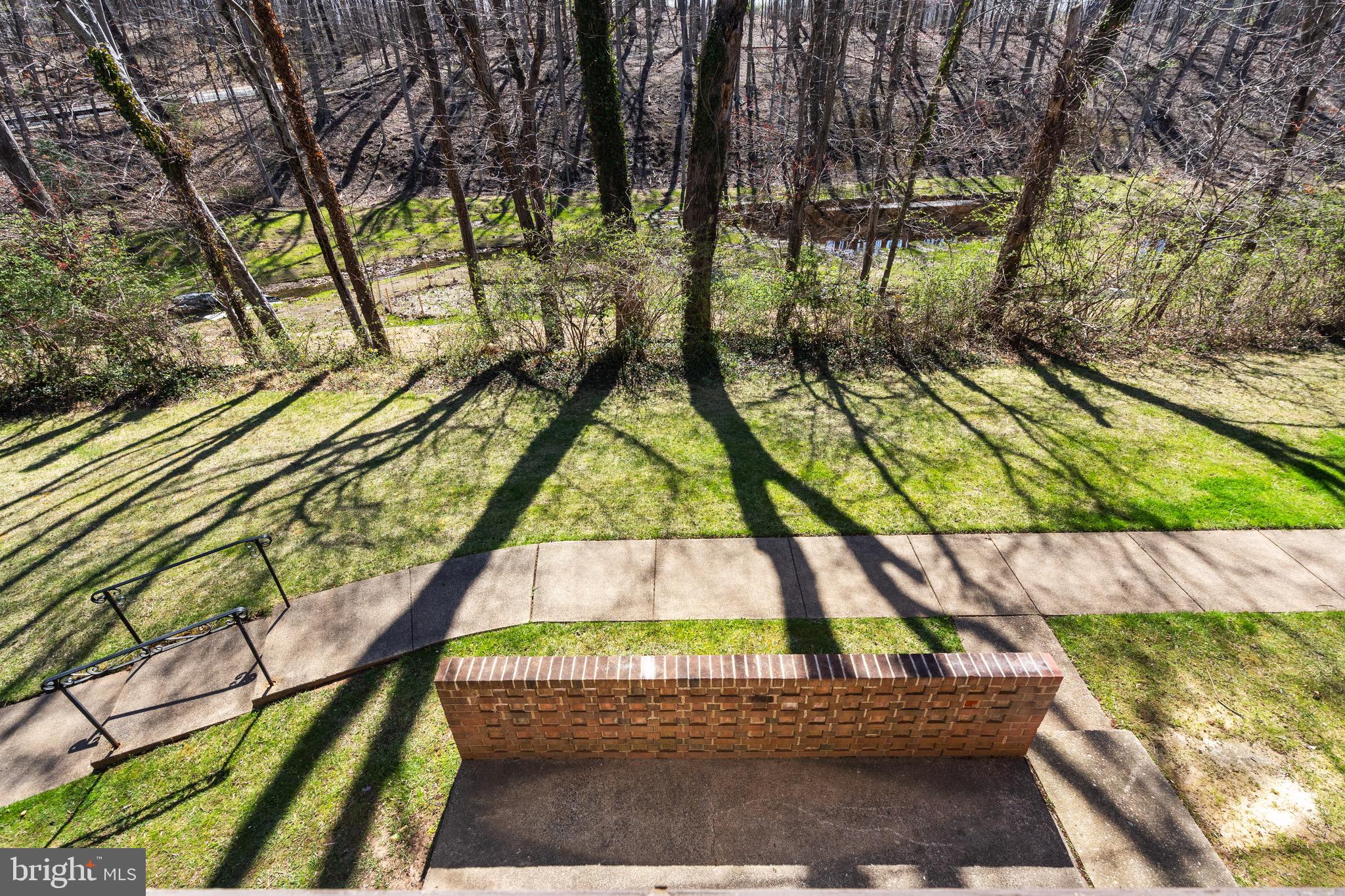 MOSBY WOODS TOWNHOUSE - Residential