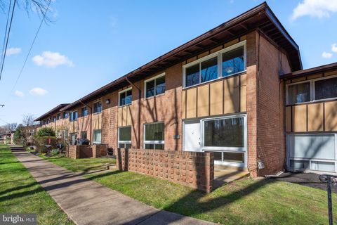 Condo For Sale - 10009 Fair Woods Drive<br/> FAIRFAX, VA 22030