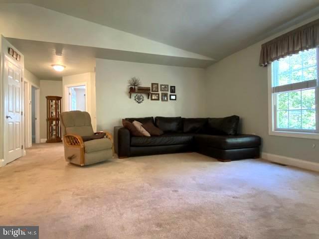 BLUFFS ON THE POTOMAC - Residential