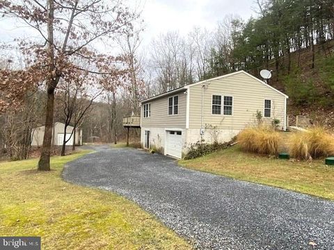 3837 GRACES CABIN SPRINGFIELD WV 26763