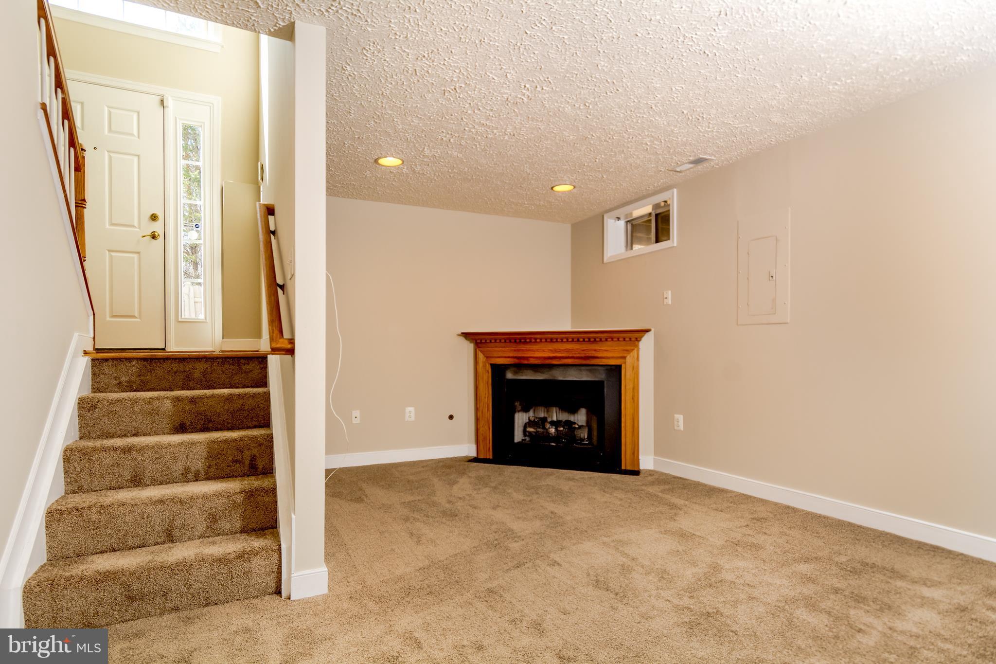 DALE CITY - Residential