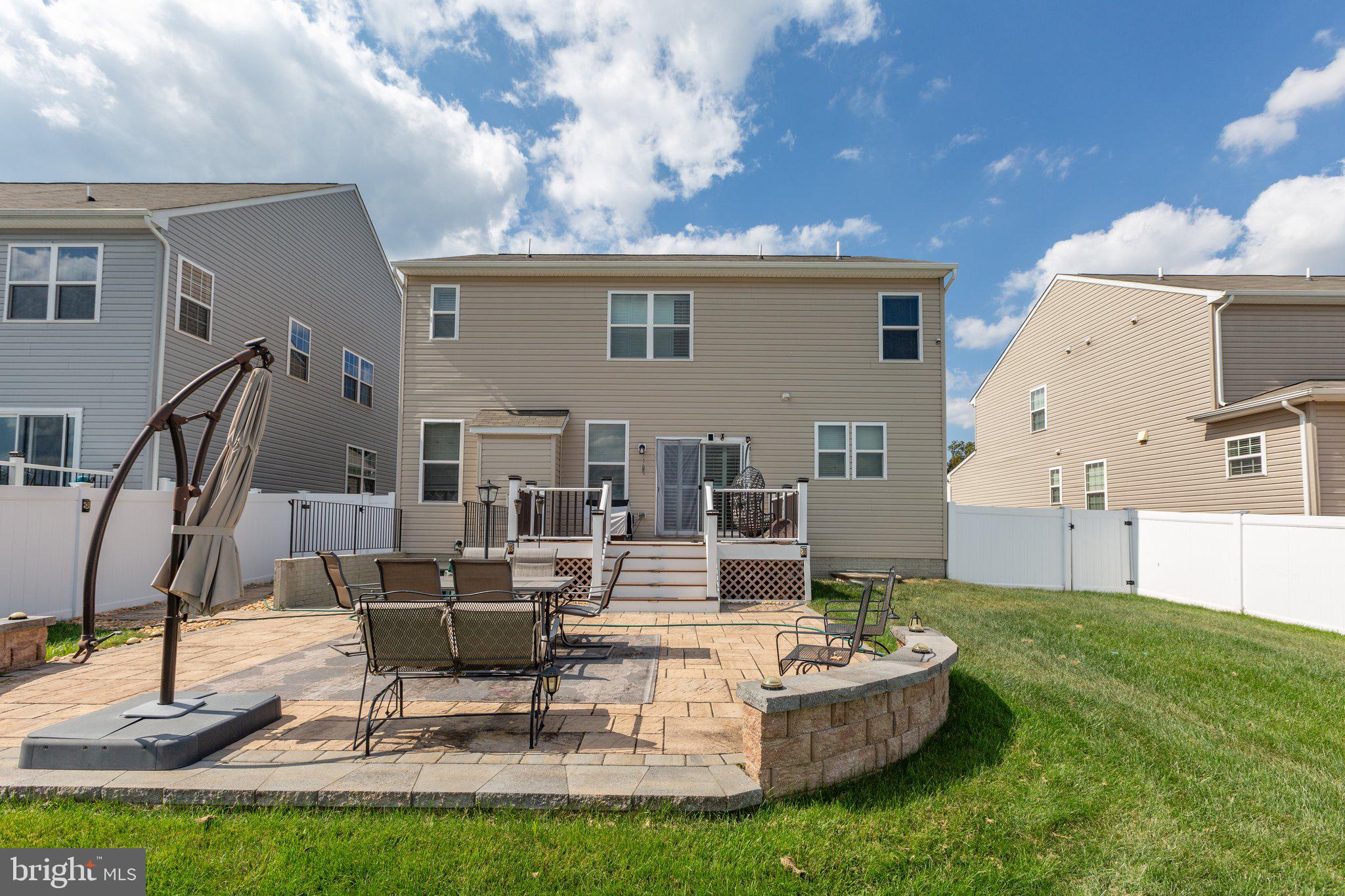 SUMMERFIELD - Residential