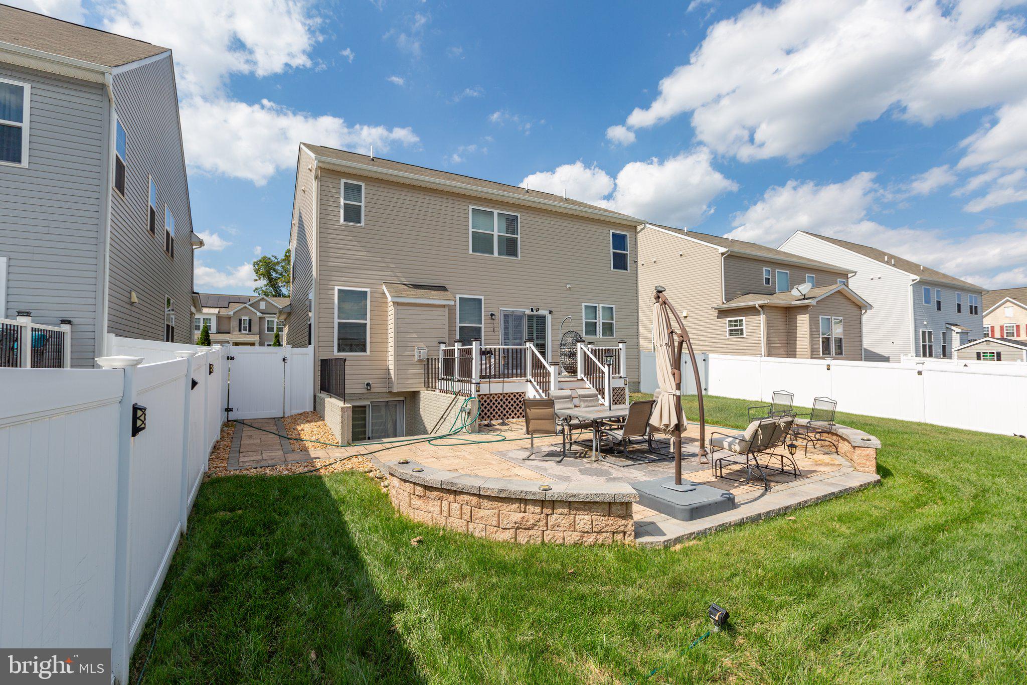 SUMMERFIELD - Residential