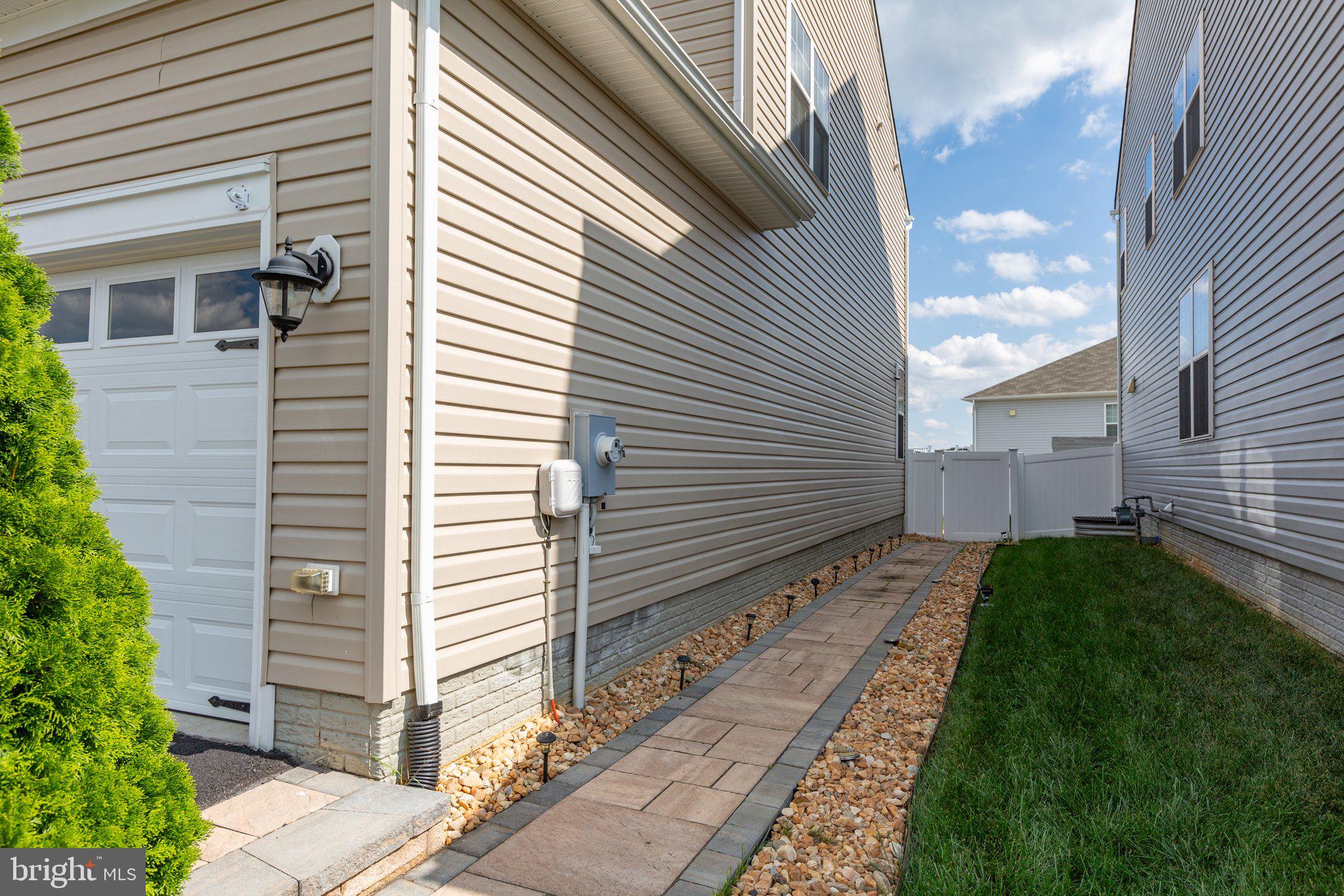 SUMMERFIELD - Residential