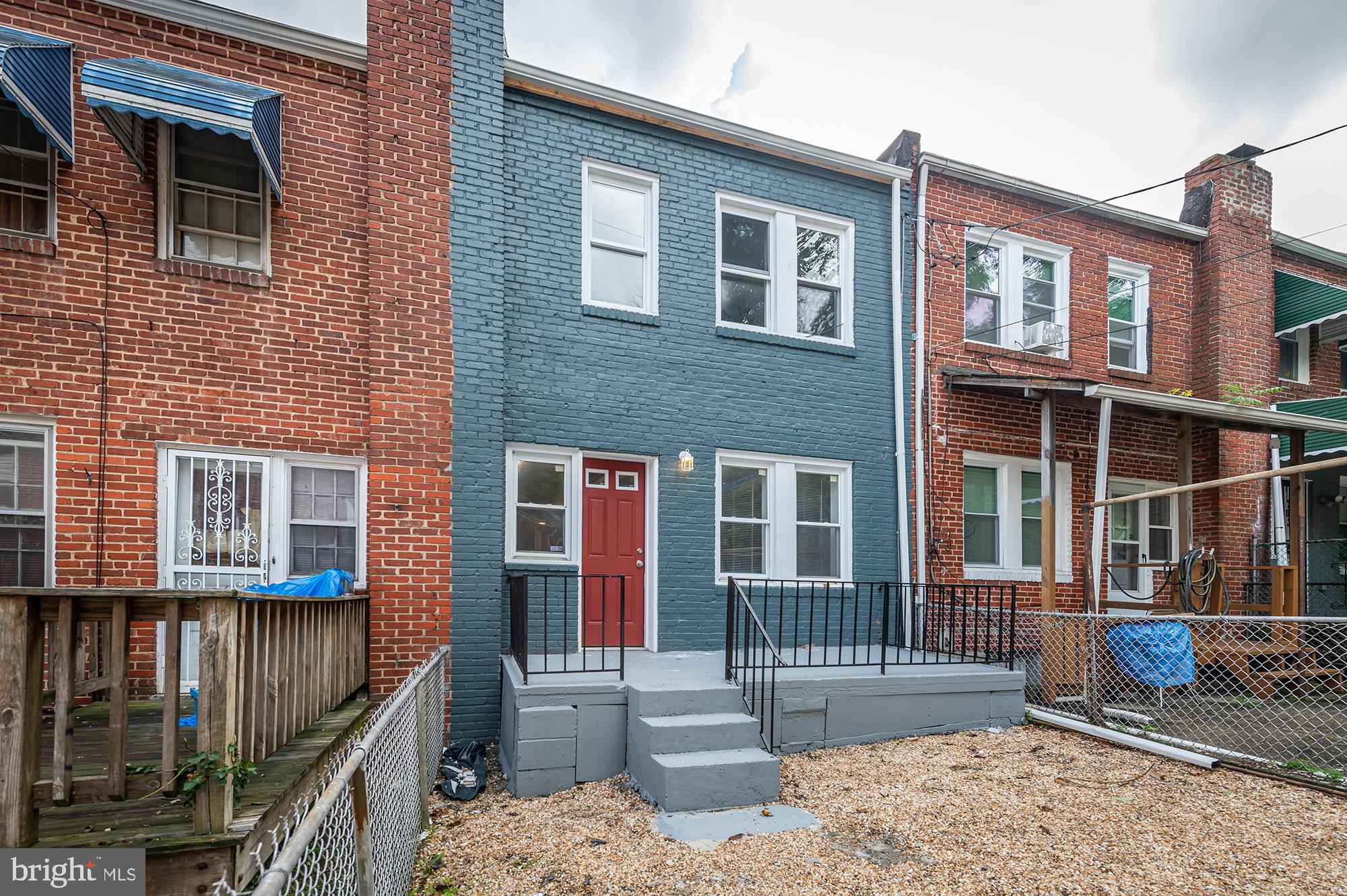 GREENSPRING - Residential