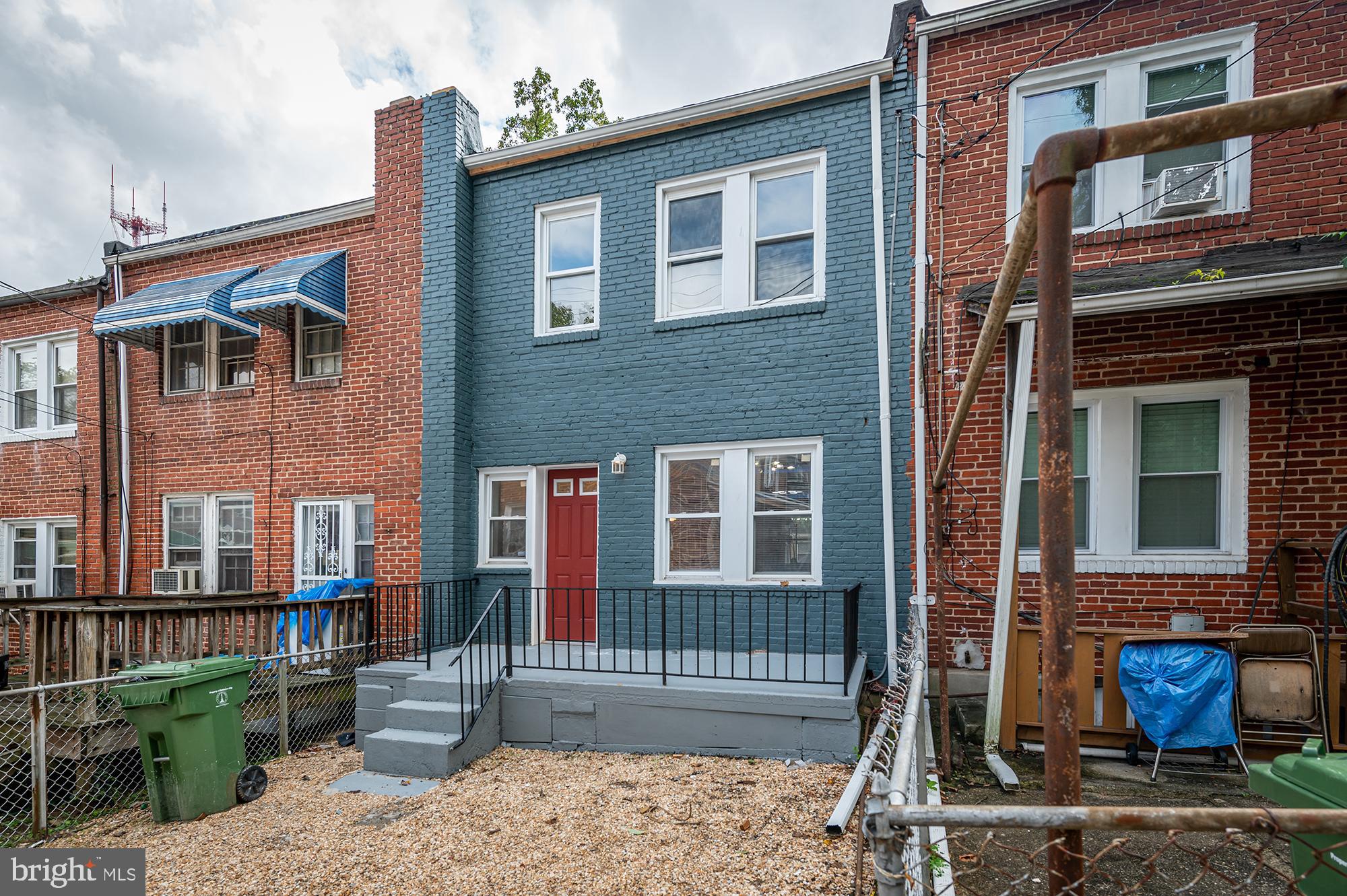 GREENSPRING - Residential