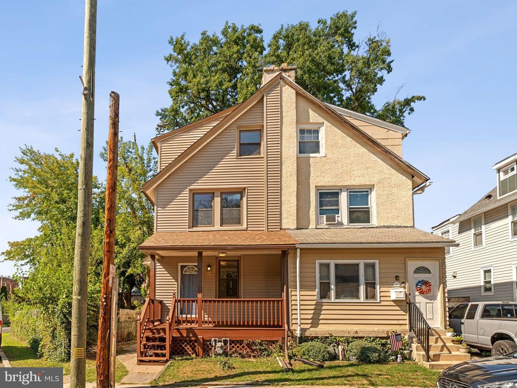 Photo of 13 Florence Avenue, LANSDOWNE, PA 19050 (MLS # PADE2098936)