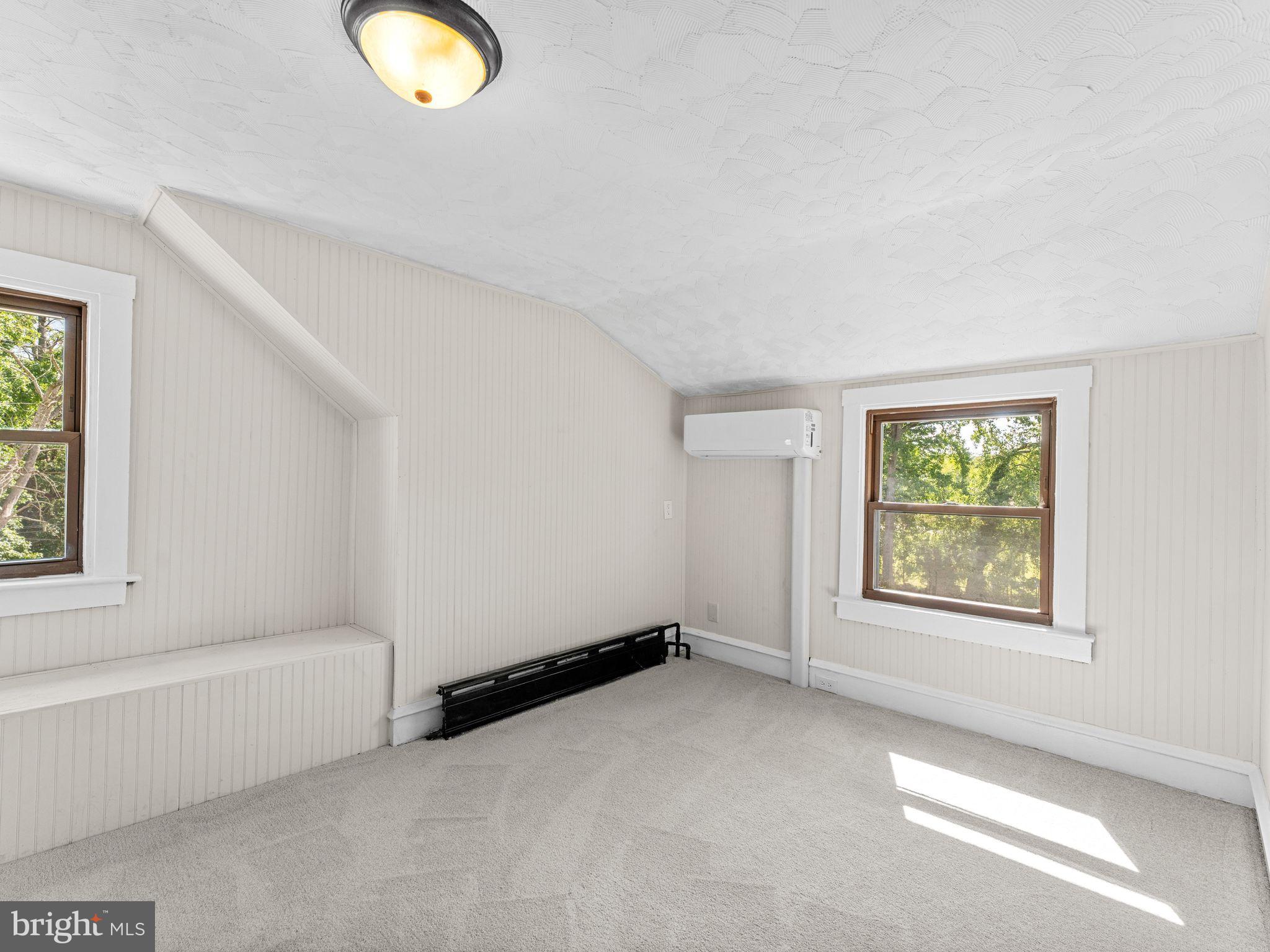 LANSDOWNE - Residential