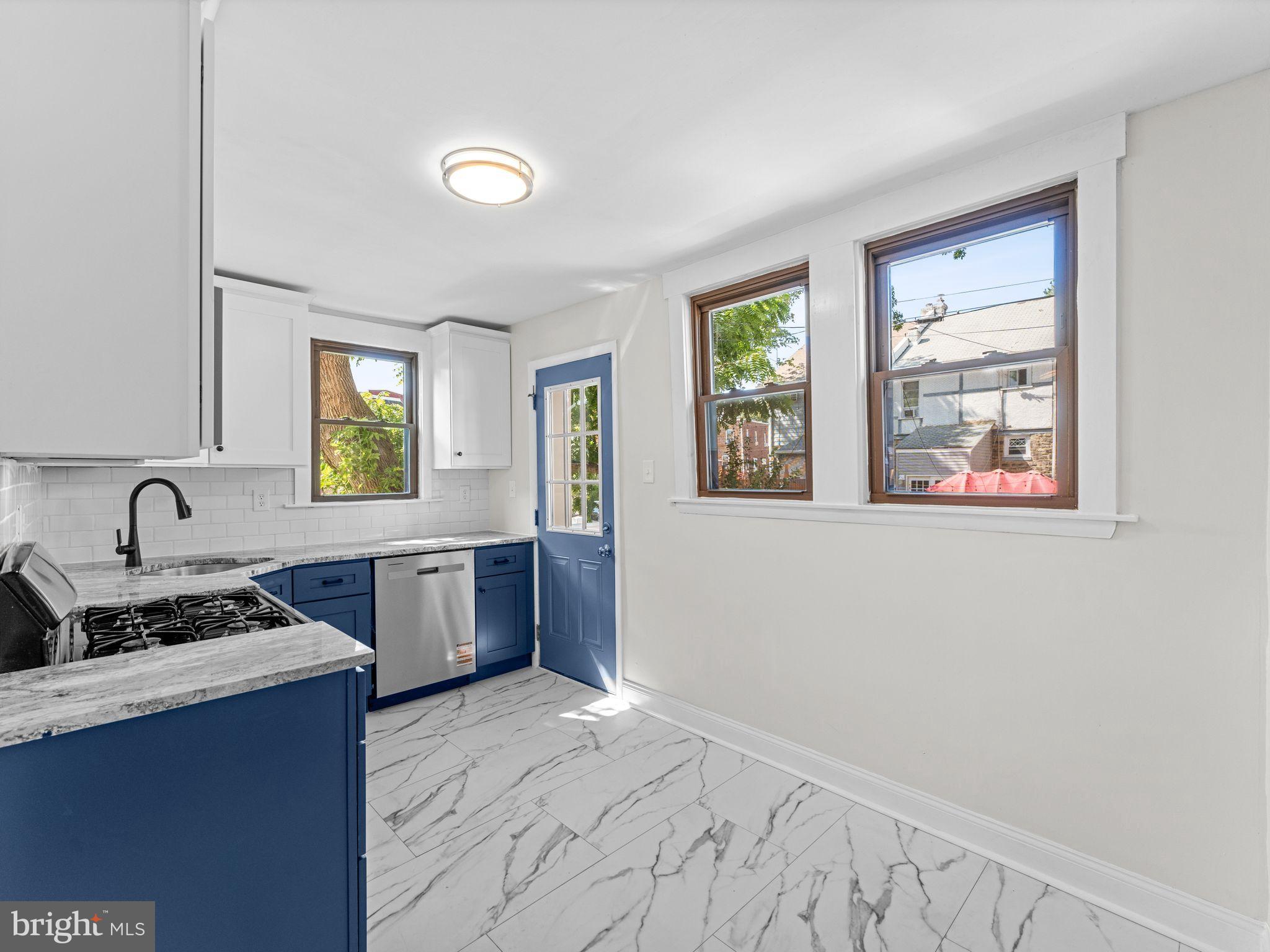 LANSDOWNE - Residential