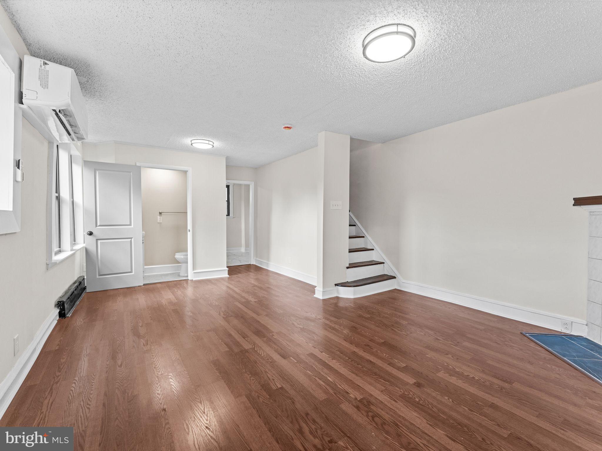 LANSDOWNE - Residential