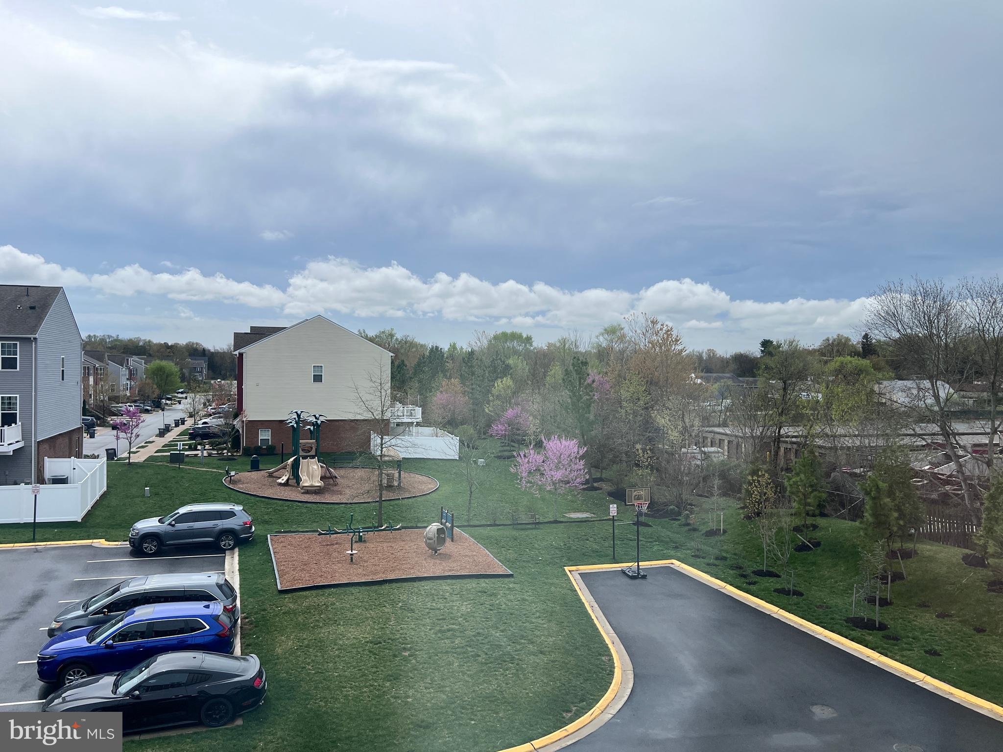 BRADLEY SQUARE - Residential Lease