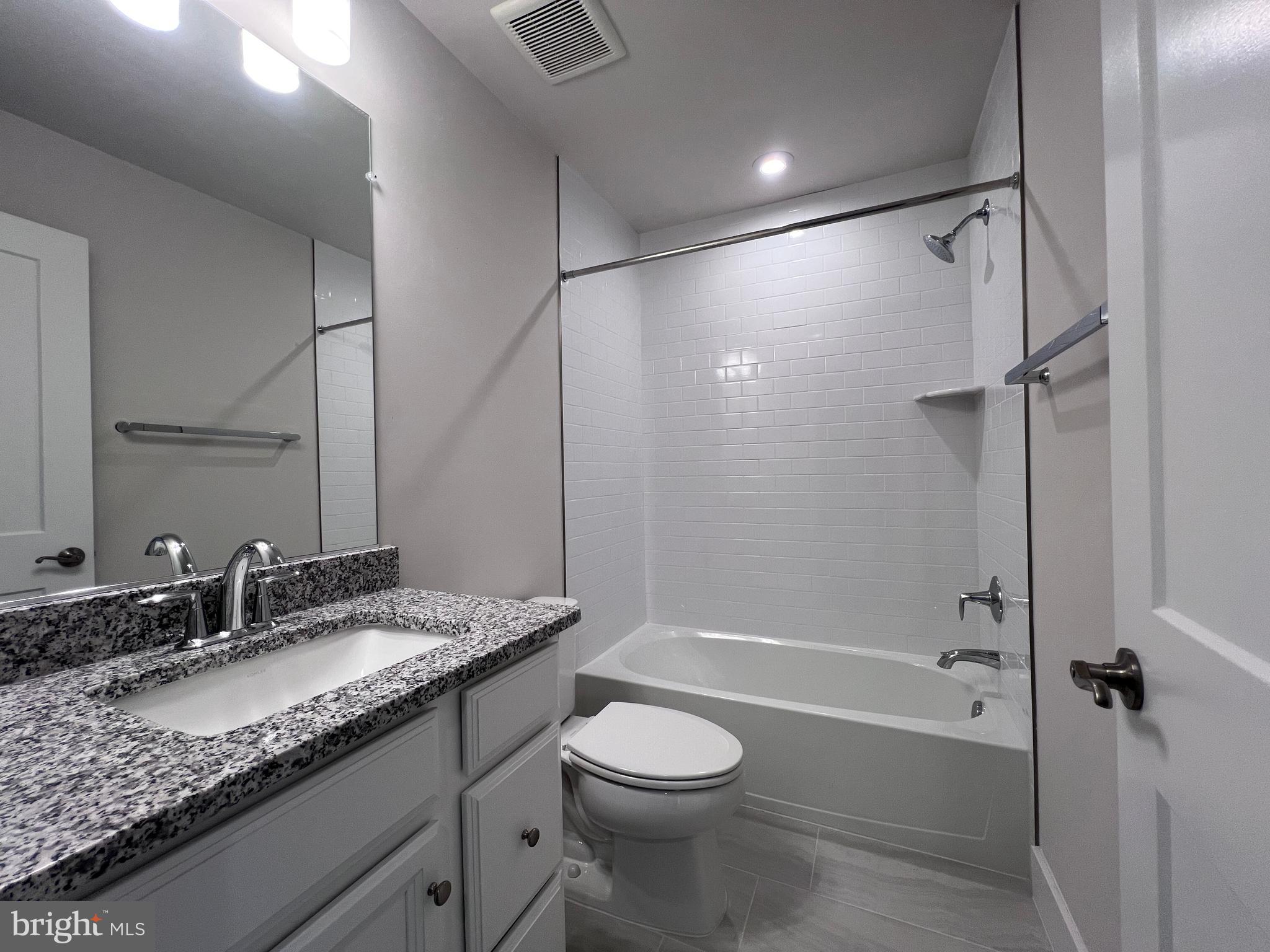 BRADLEY SQUARE - Residential Lease