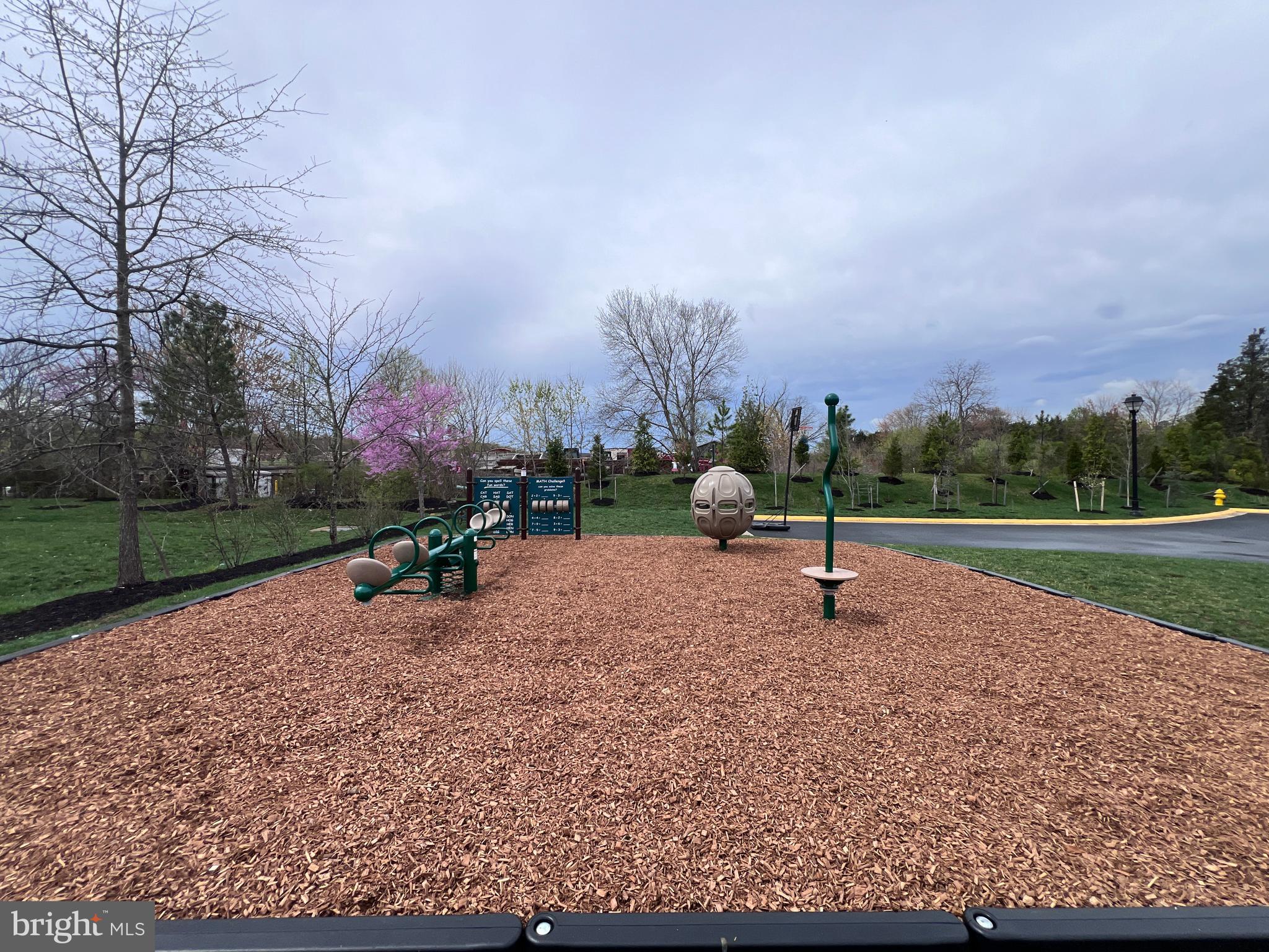 BRADLEY SQUARE - Residential Lease