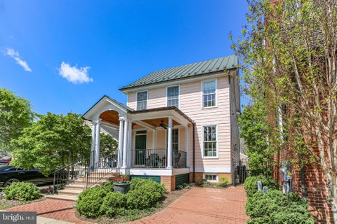 Homes For Sale - 211 Fauquier Street<br/> FREDERICKSBURG, VA 22401