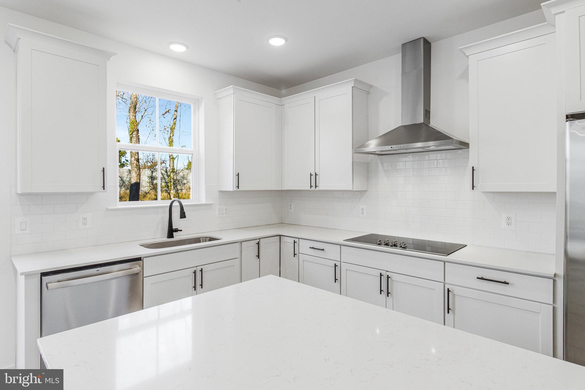 ENCLAVE AT ARUNDEL HILLS - Residential