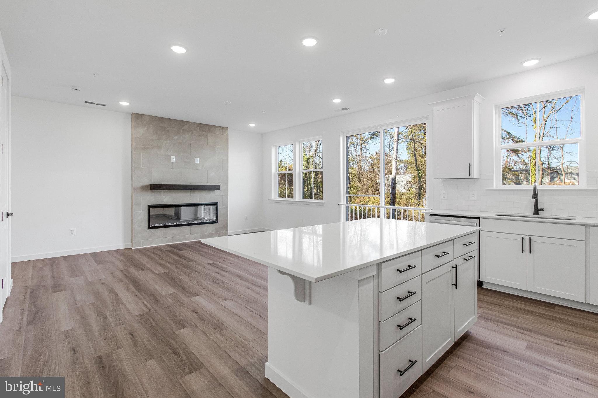 ENCLAVE AT ARUNDEL HILLS - Residential