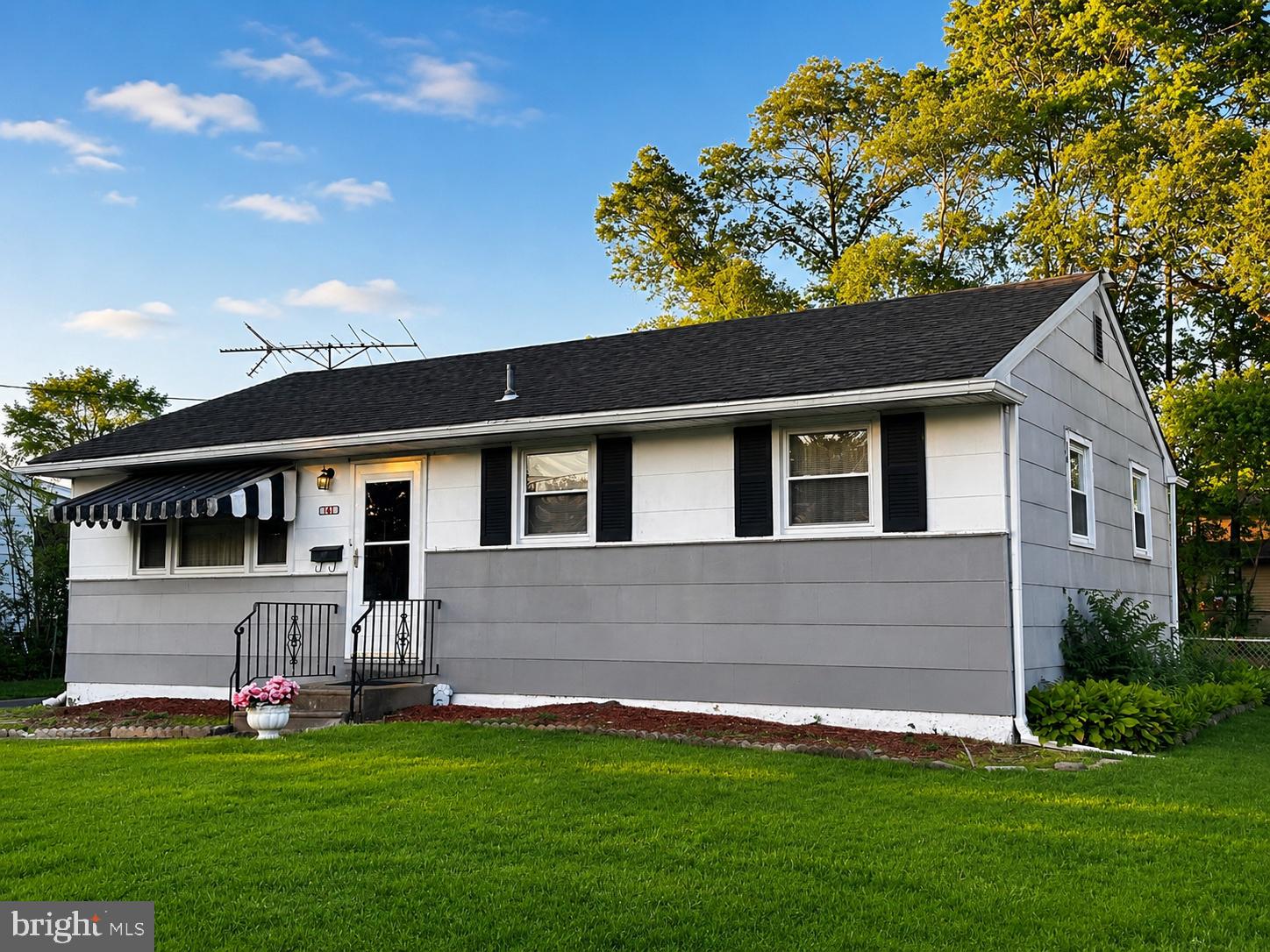 141 LEHIGH AVENUE
