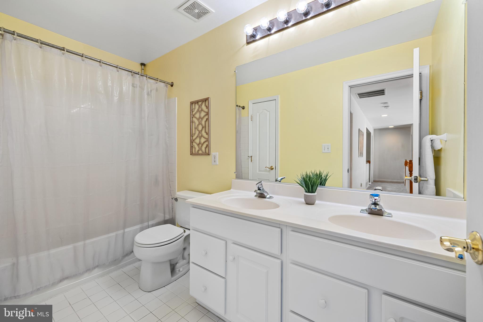 THE FIELDS OF SAGAMORE - Residential