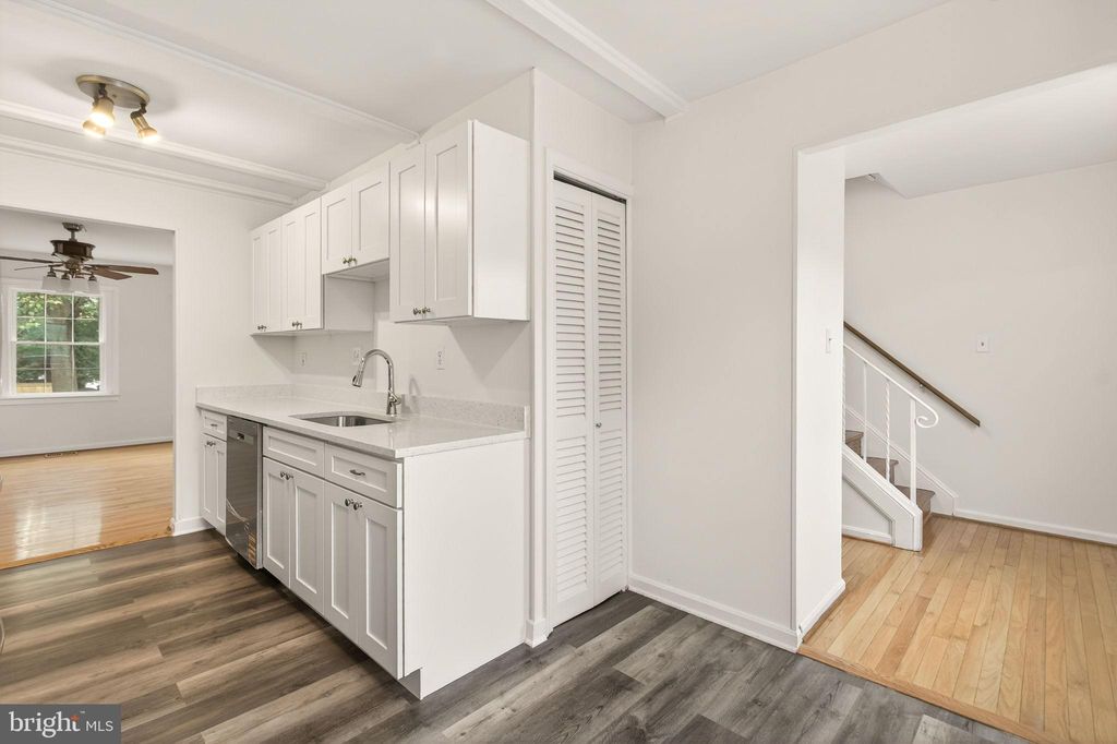 Photo of 14845 Haymarket Lane, CENTREVILLE, VA 20120 (MLS # VAFX2268922)