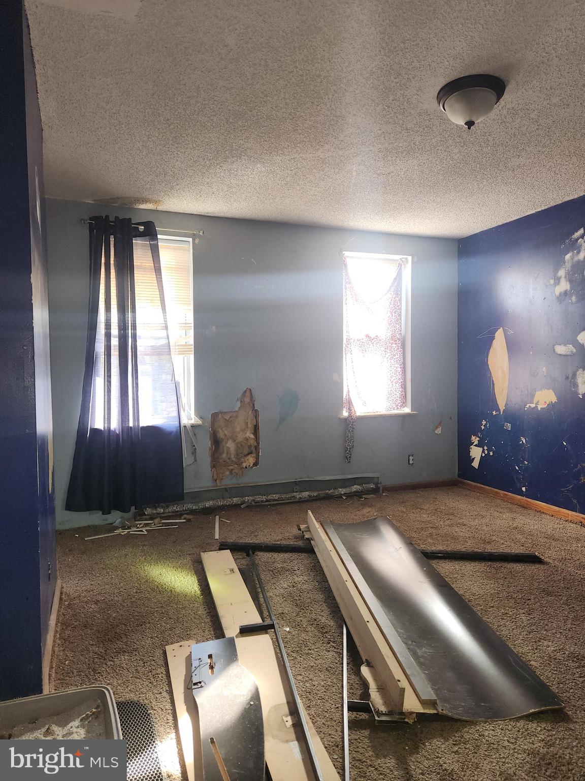 GERMANTOWN (EAST) - Residential