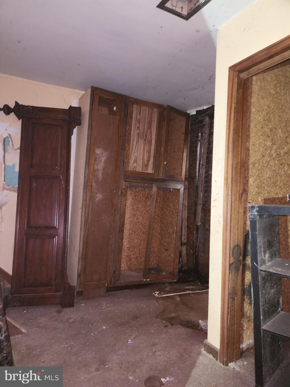 GERMANTOWN (EAST) - Residential