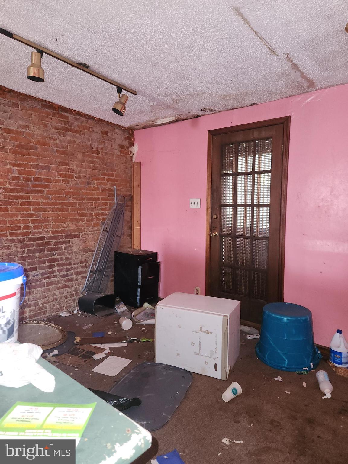 GERMANTOWN (EAST) - Residential