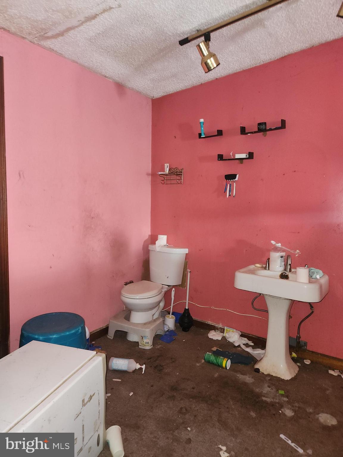 GERMANTOWN (EAST) - Residential