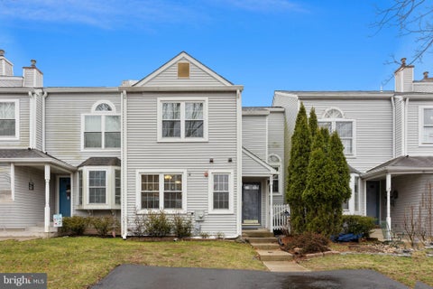Townhouse For Rent - 35 Skyview Way<br/> NEWTOWN, PA 18940