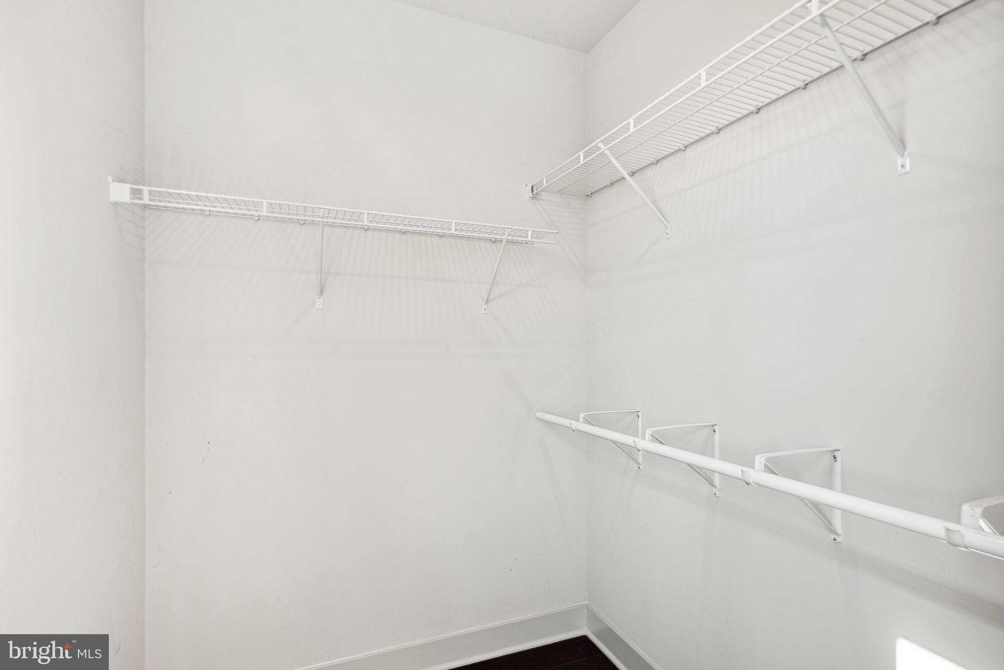 FAIRMOUNT - Residential Lease