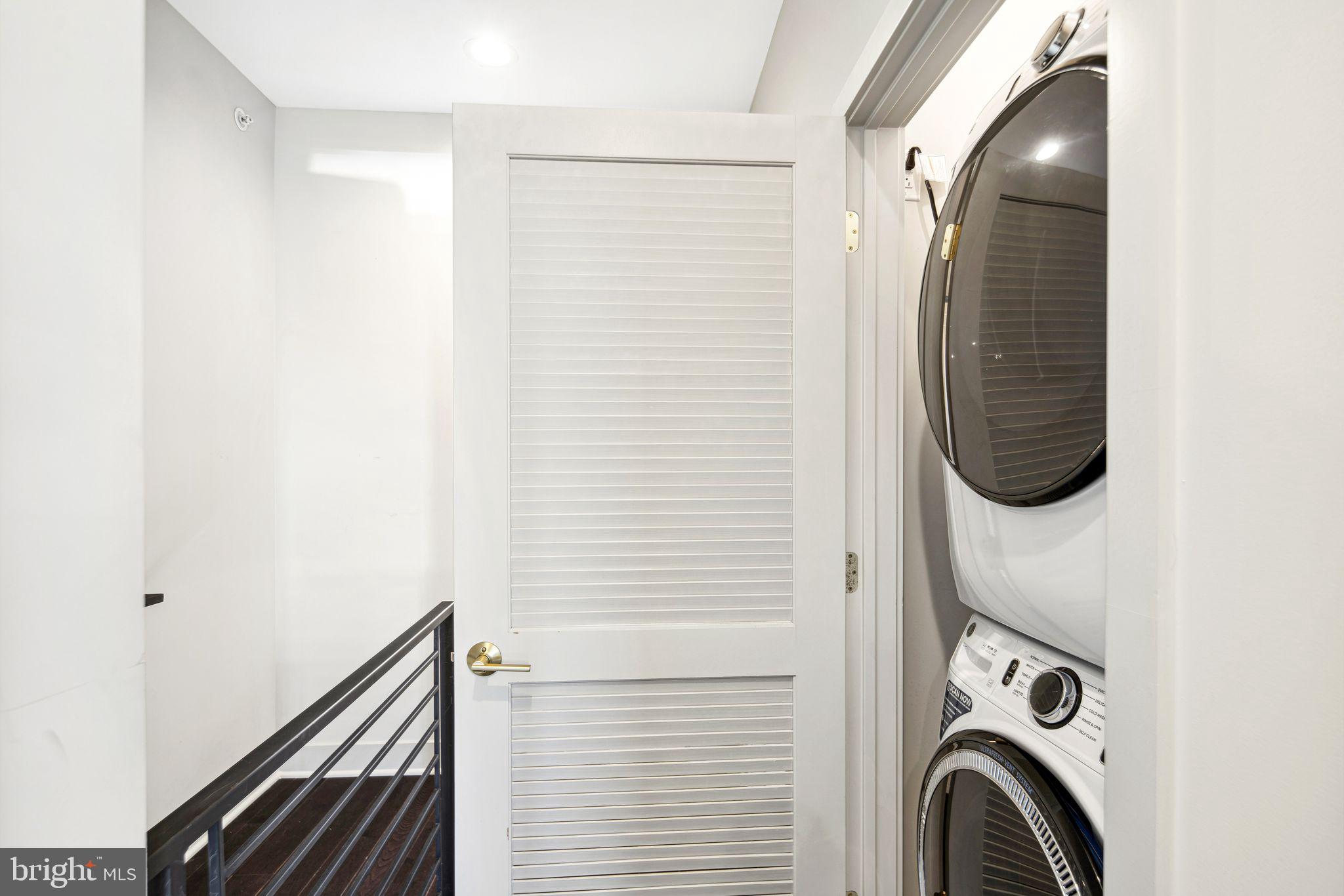 FAIRMOUNT - Residential Lease