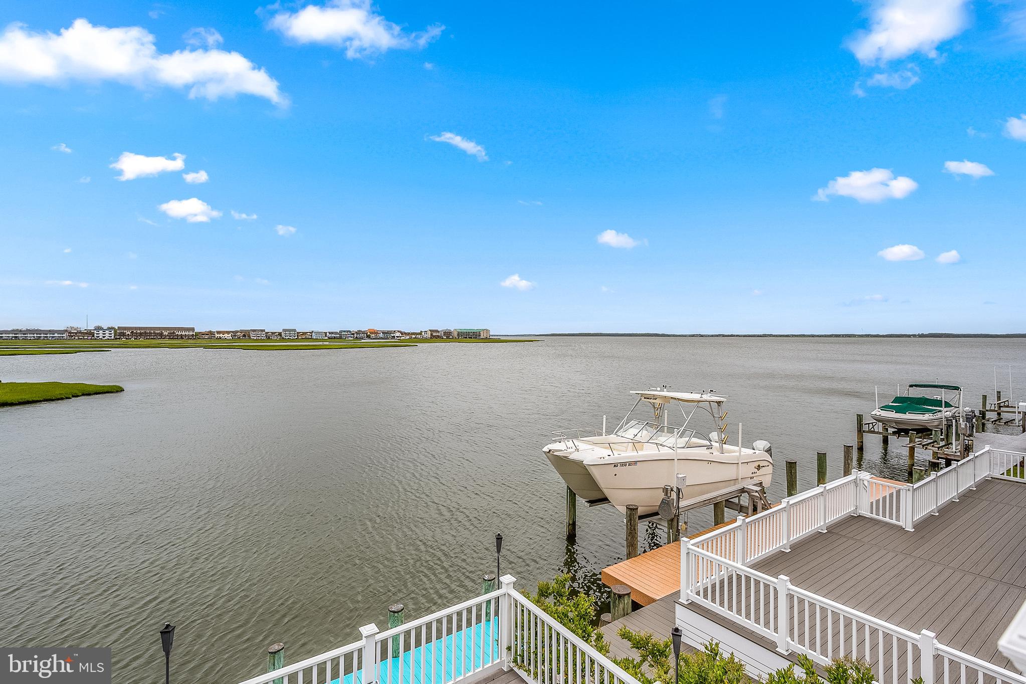 CAINE KEYS II EXT - Residential