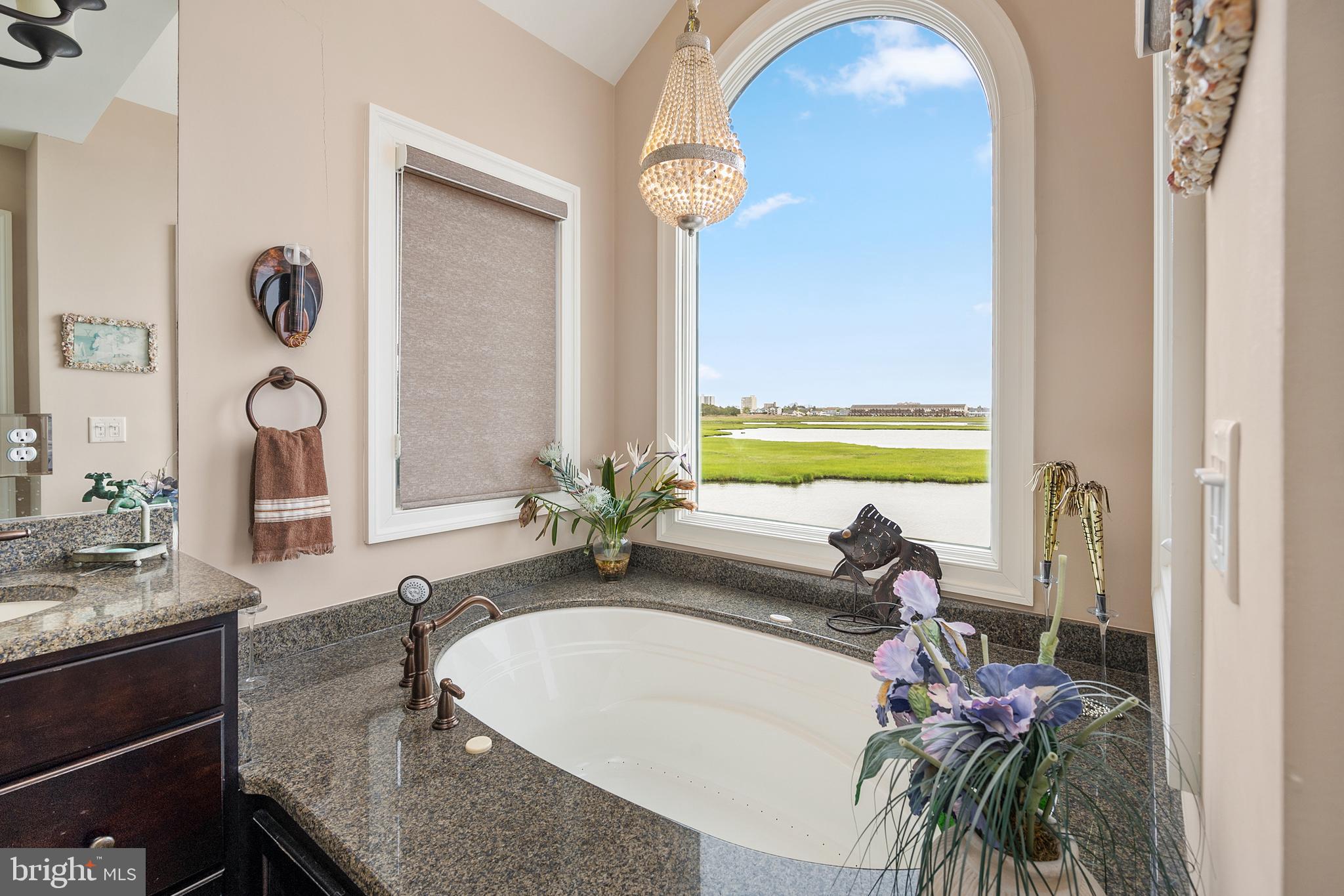 CAINE KEYS II EXT - Residential