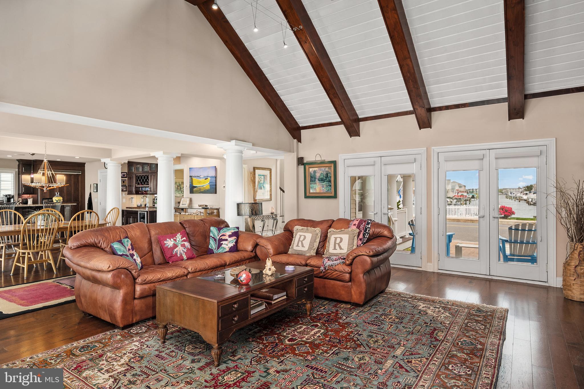 CAINE KEYS II EXT - Residential