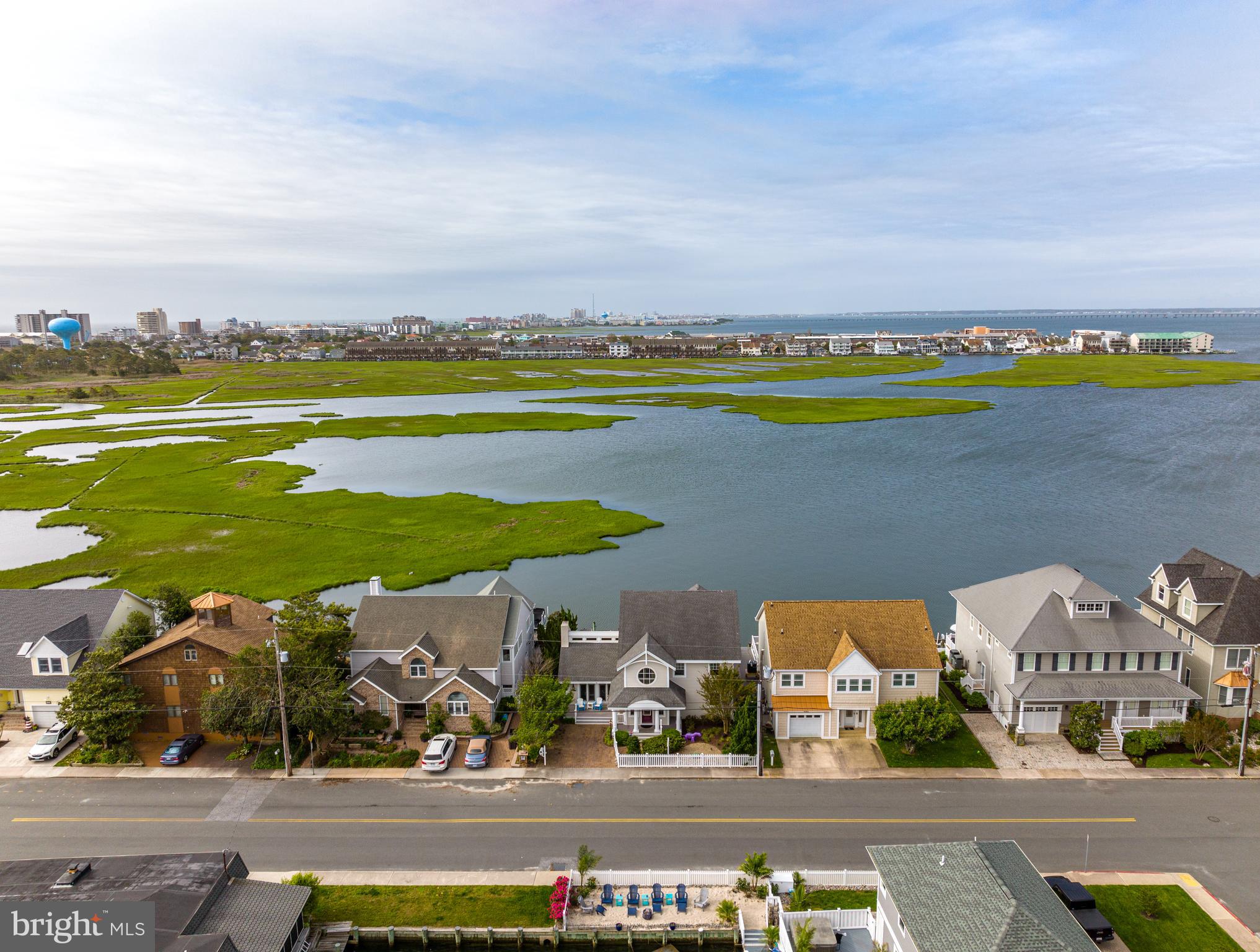 CAINE KEYS II EXT - Residential