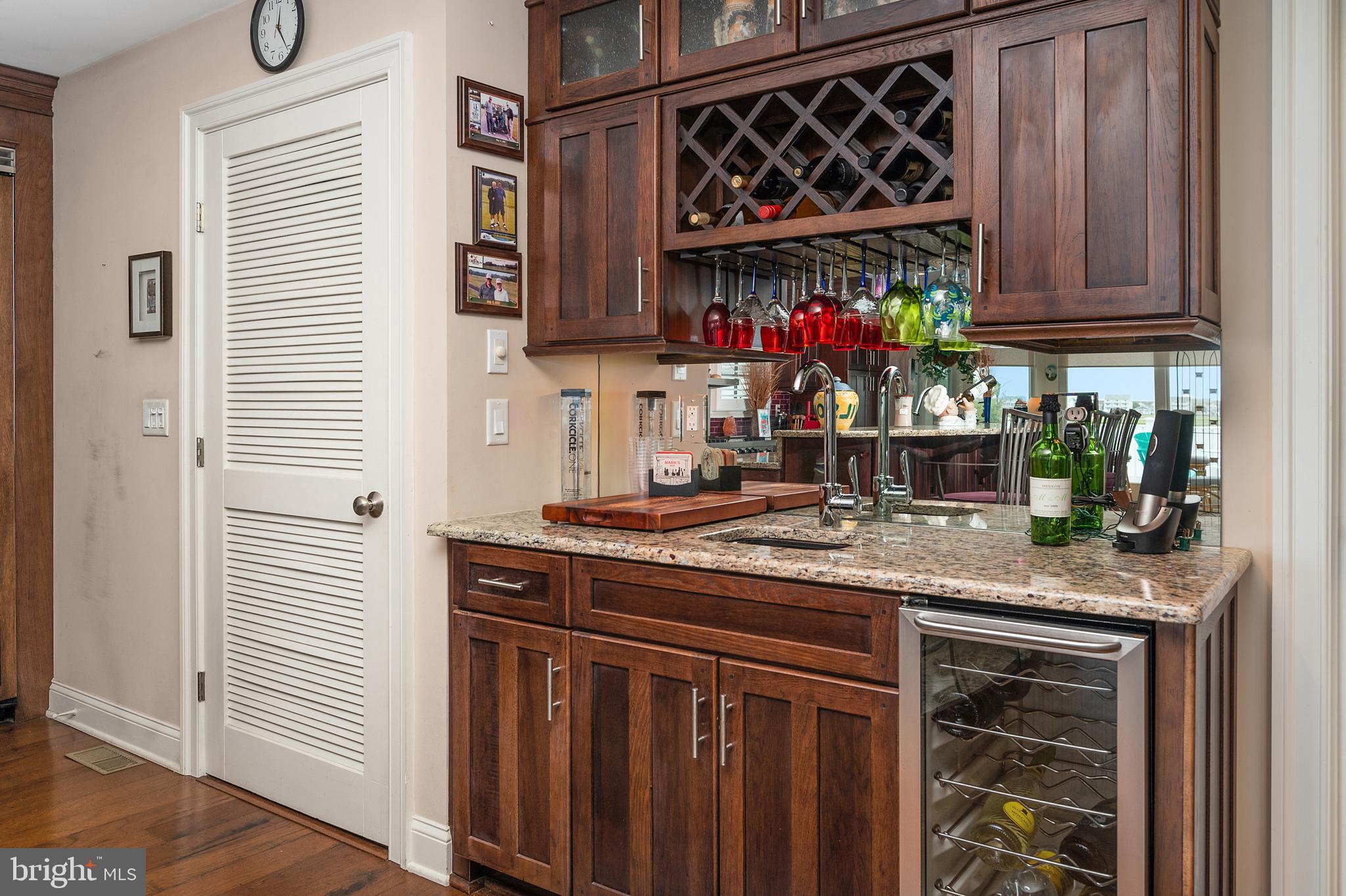 CAINE KEYS II EXT - Residential