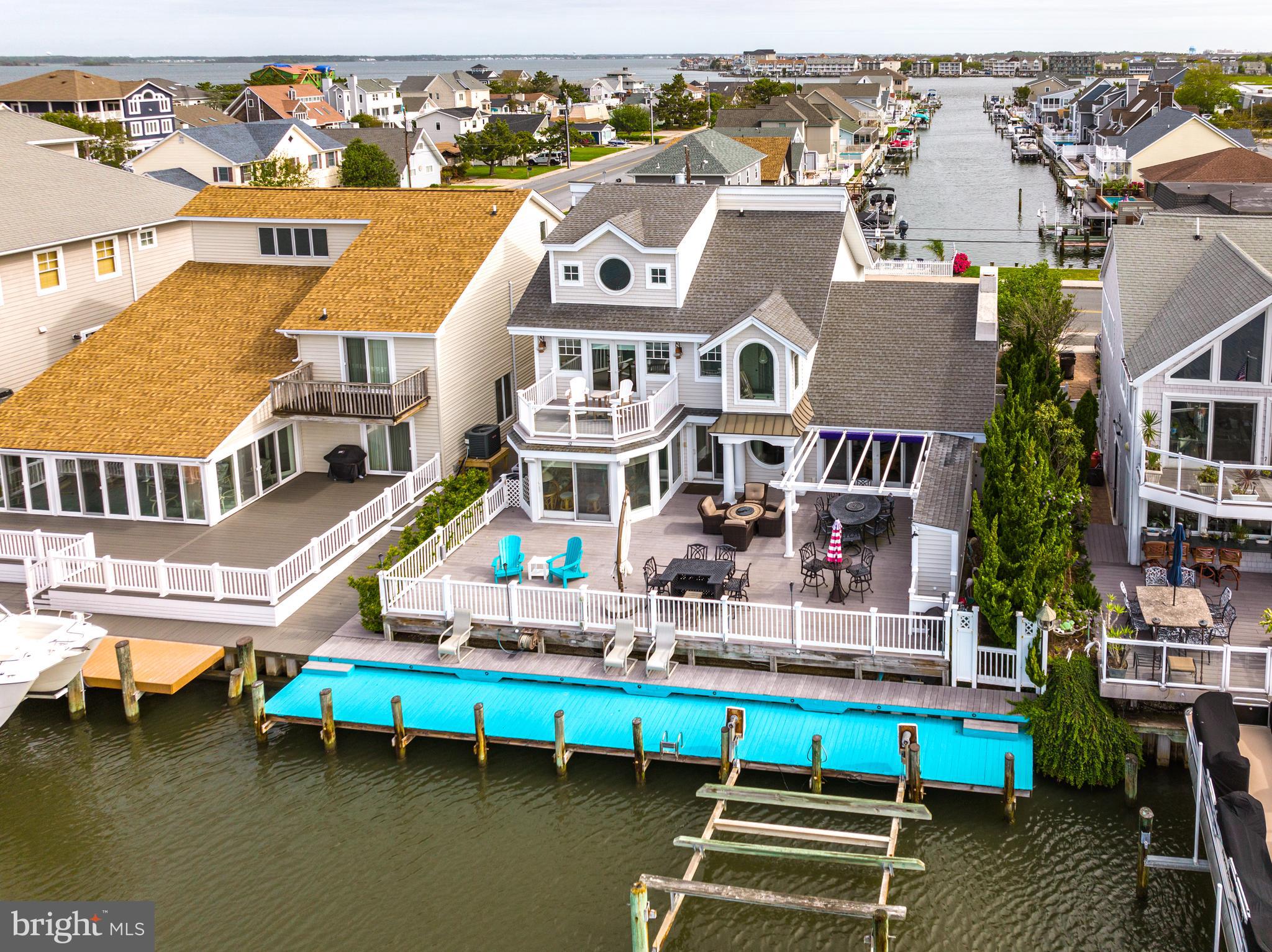 CAINE KEYS II EXT - Residential