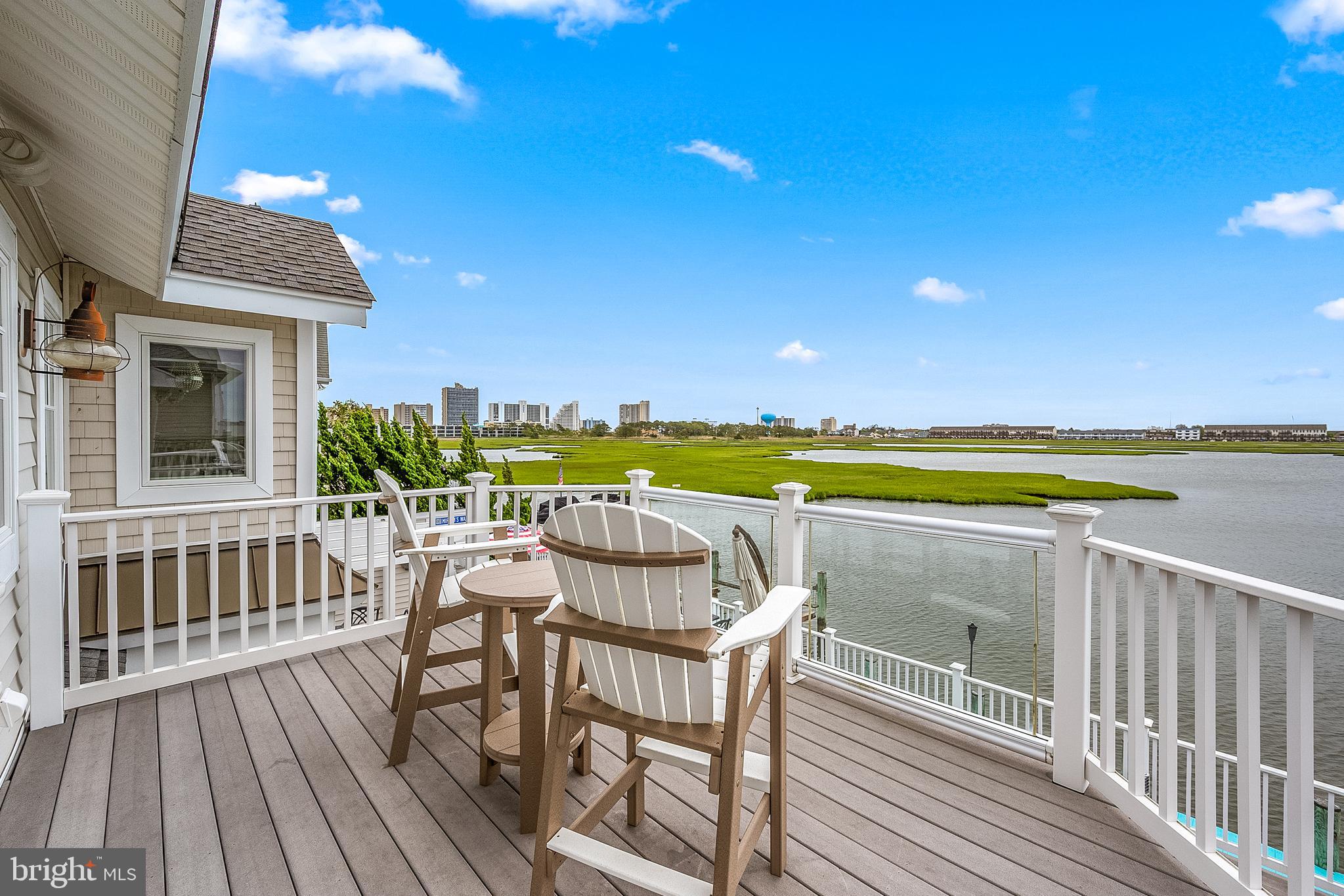 CAINE KEYS II EXT - Residential