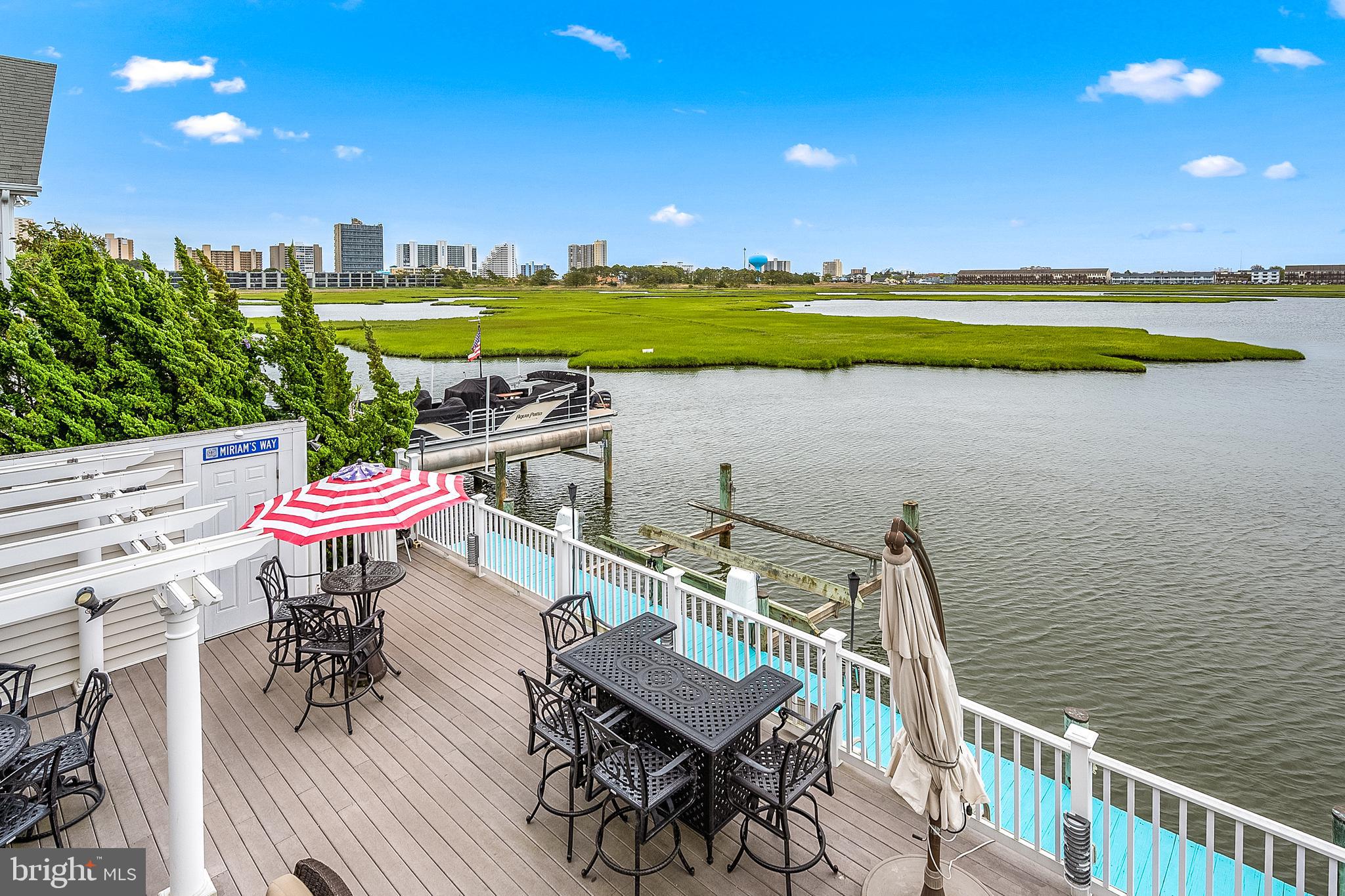 CAINE KEYS II EXT - Residential