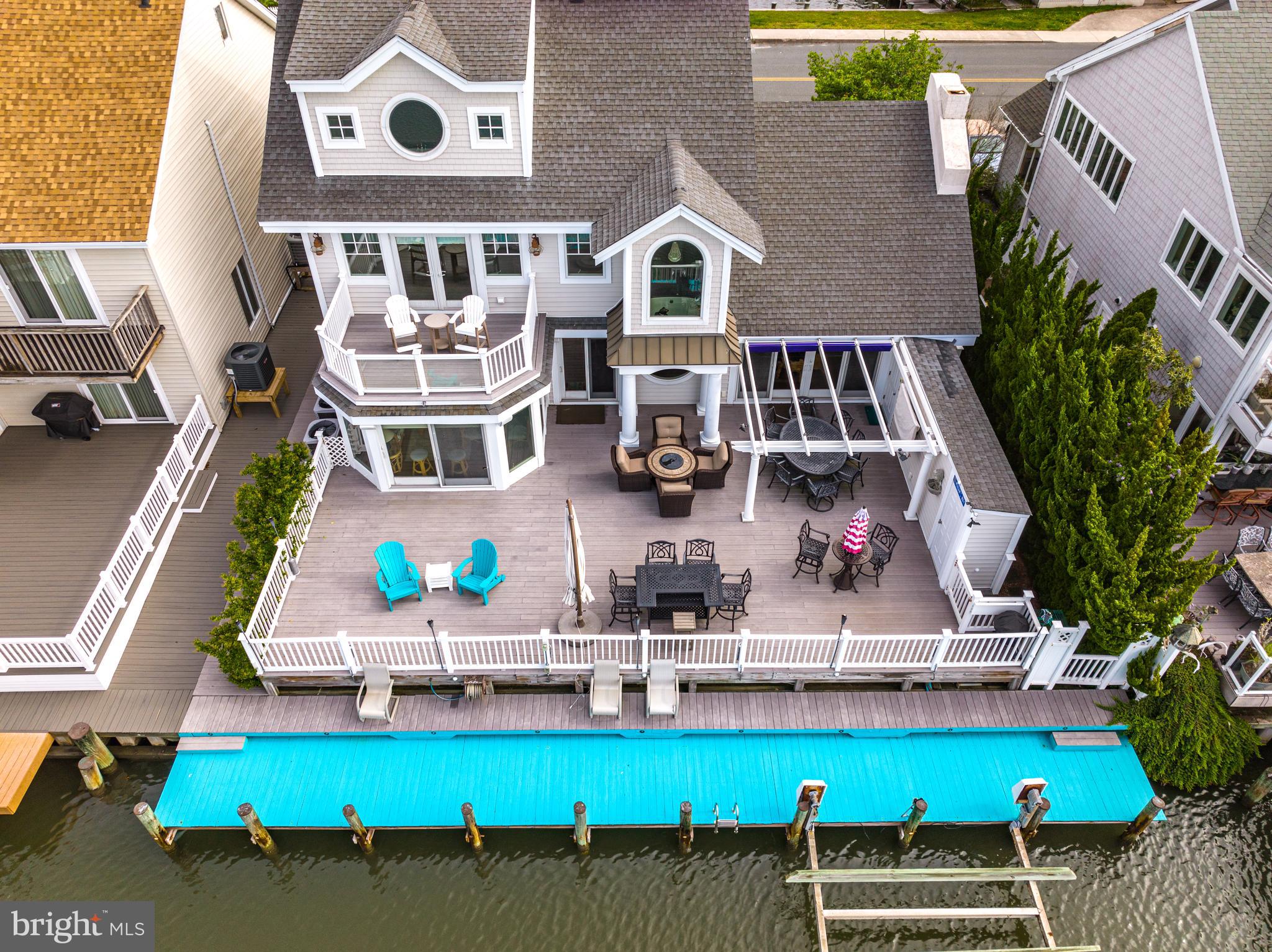 CAINE KEYS II EXT - Residential