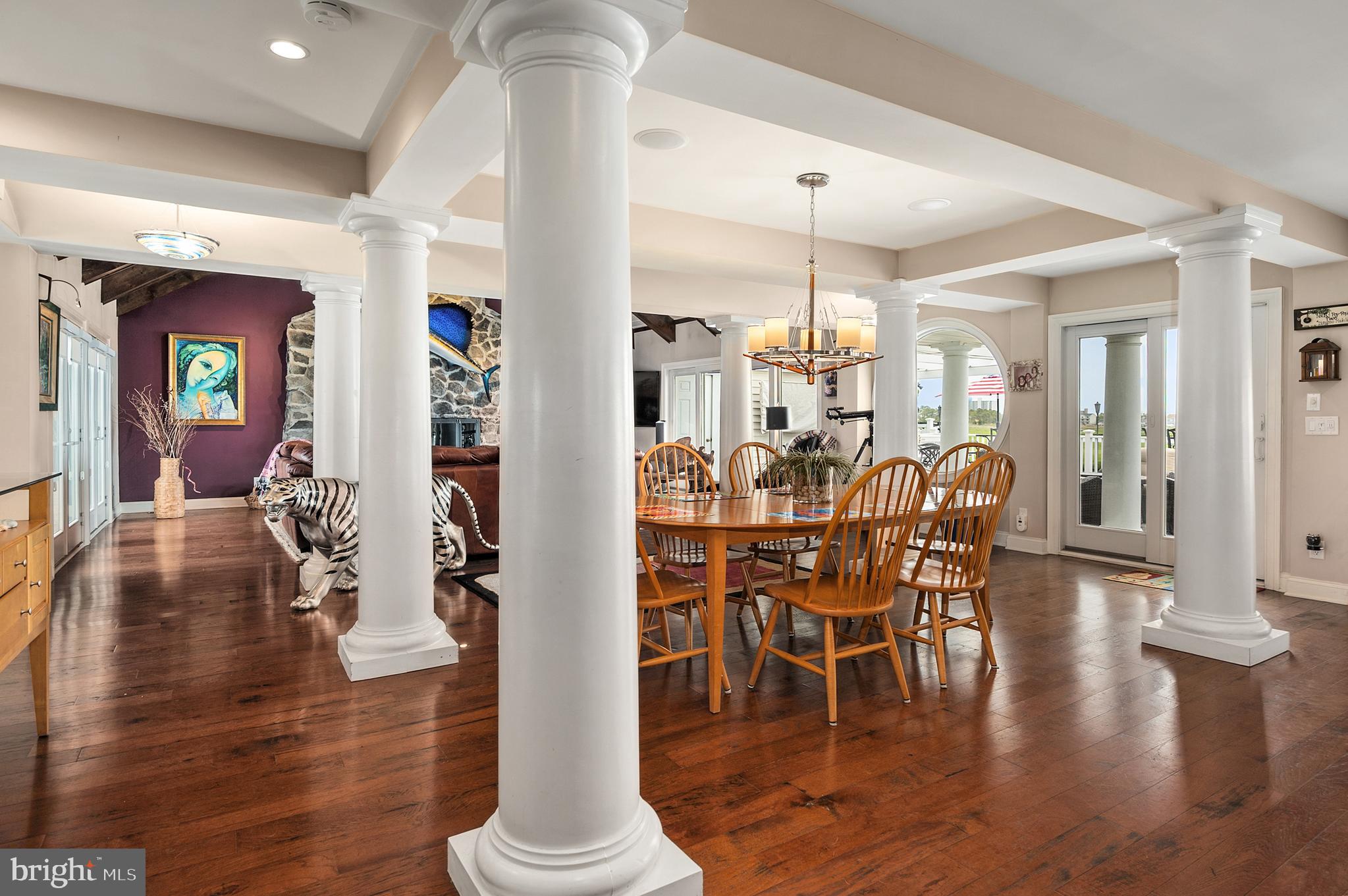 CAINE KEYS II EXT - Residential