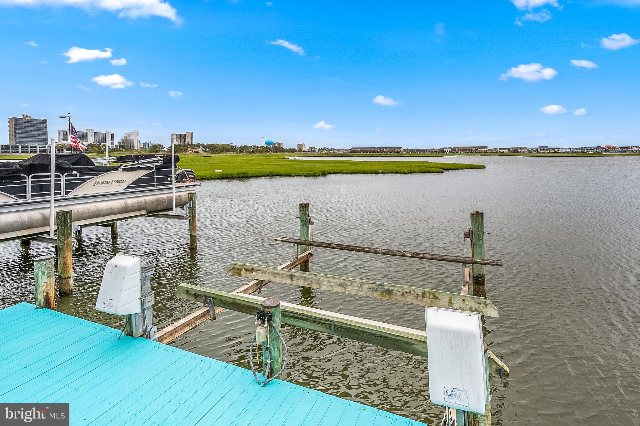 CAINE KEYS II EXT - Residential