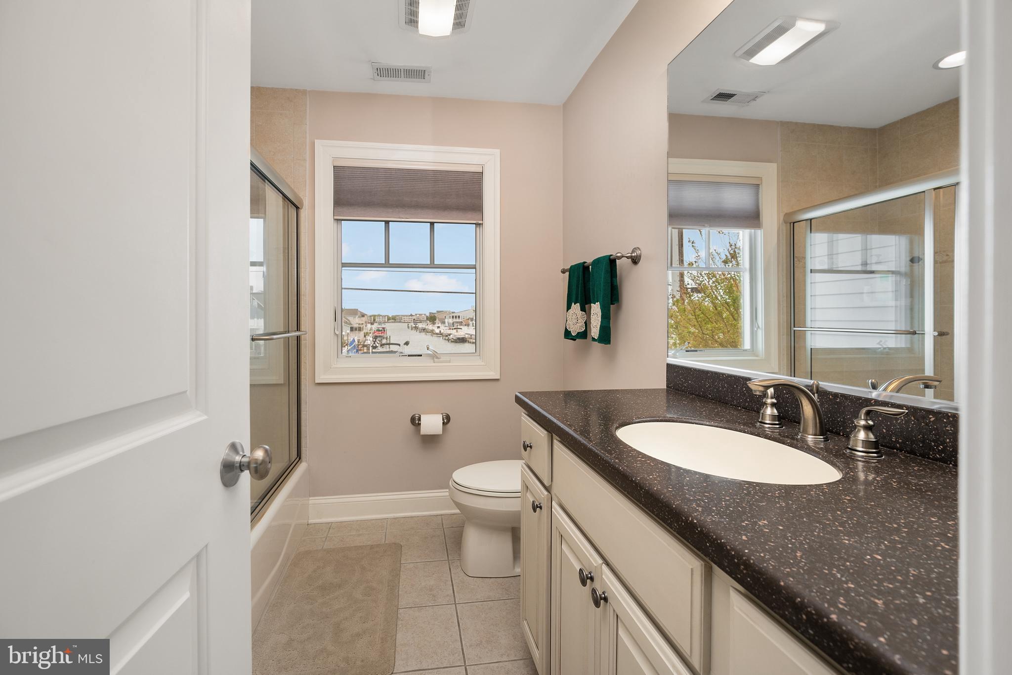 CAINE KEYS II EXT - Residential