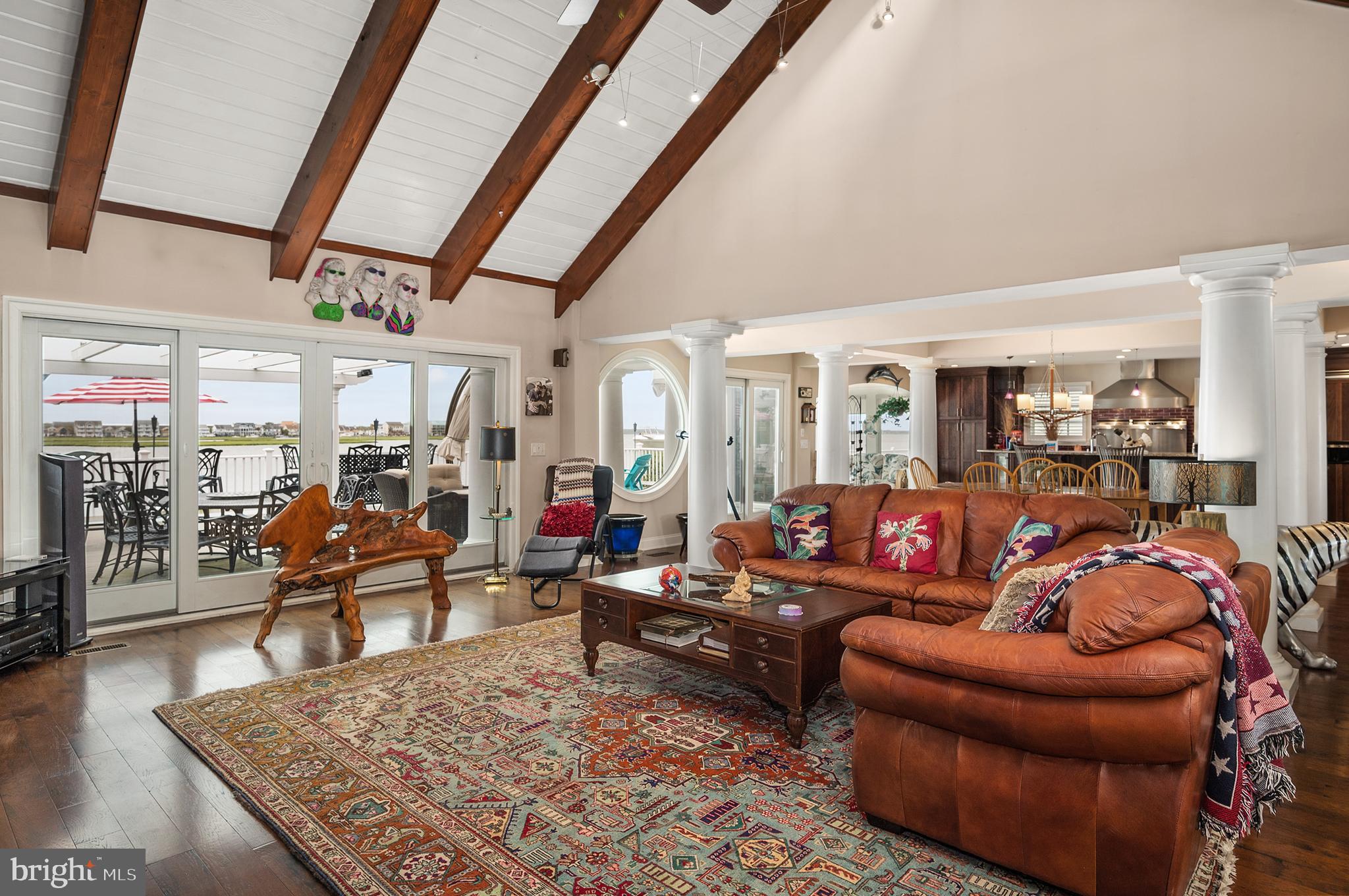 CAINE KEYS II EXT - Residential