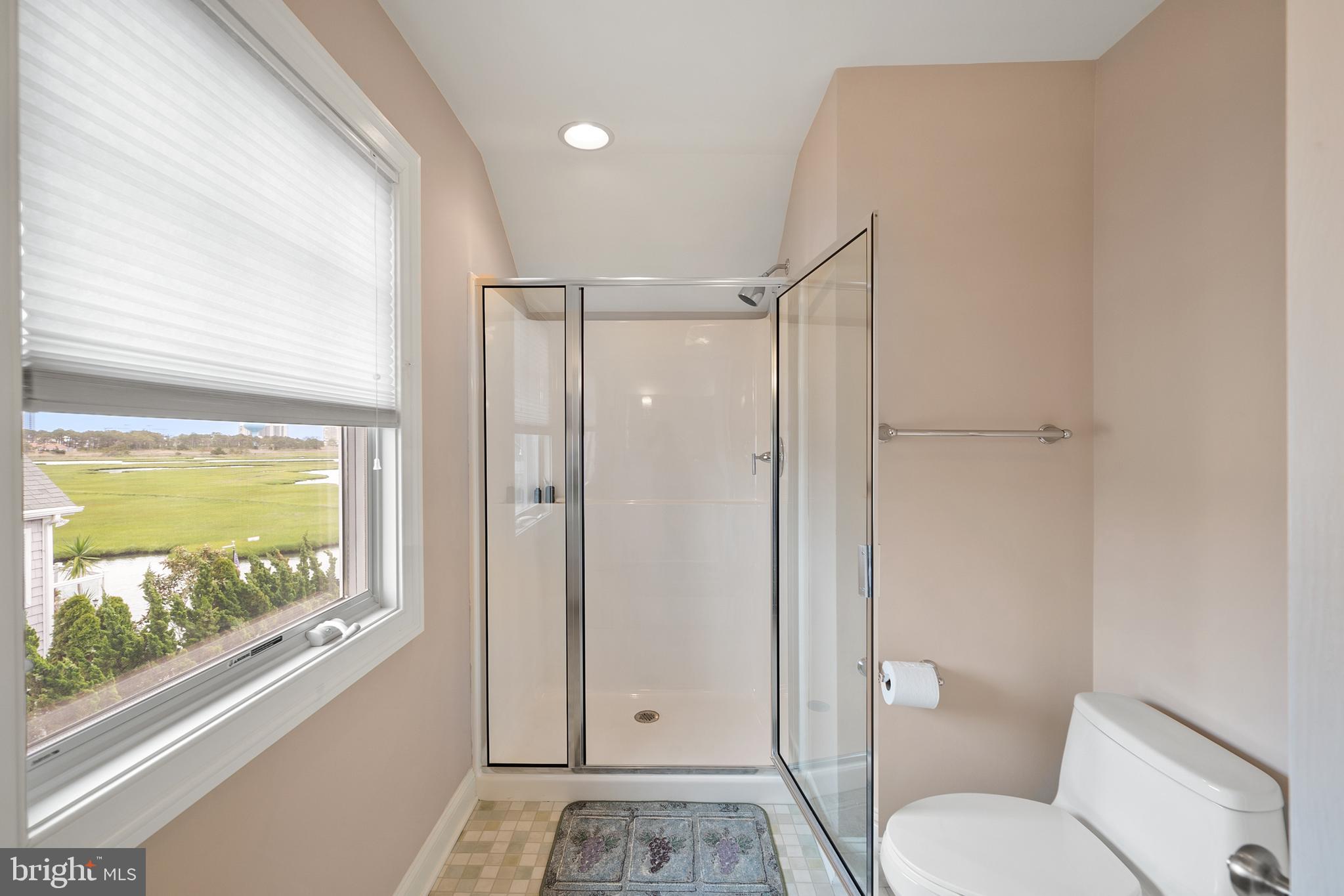 CAINE KEYS II EXT - Residential