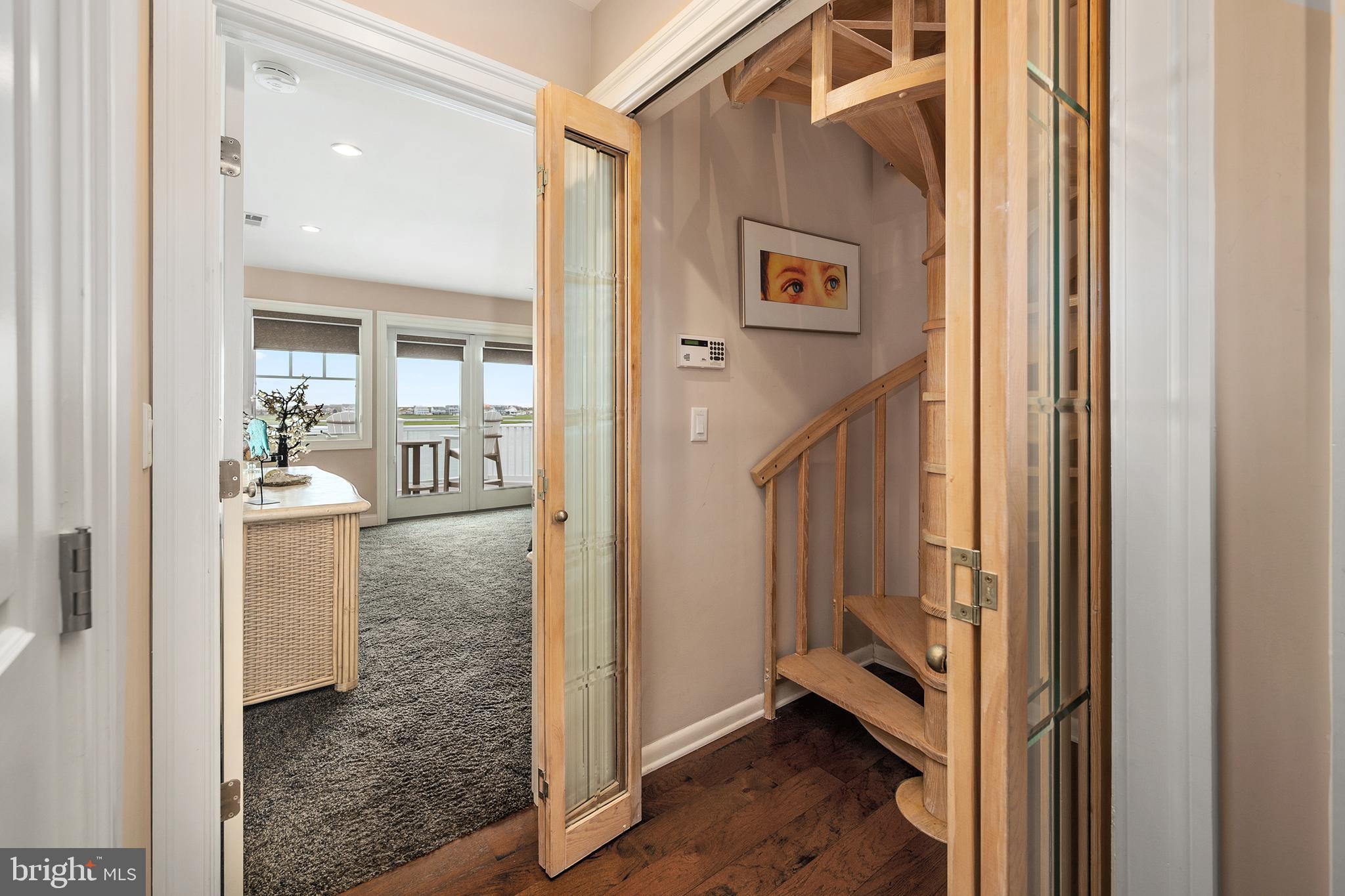 CAINE KEYS II EXT - Residential