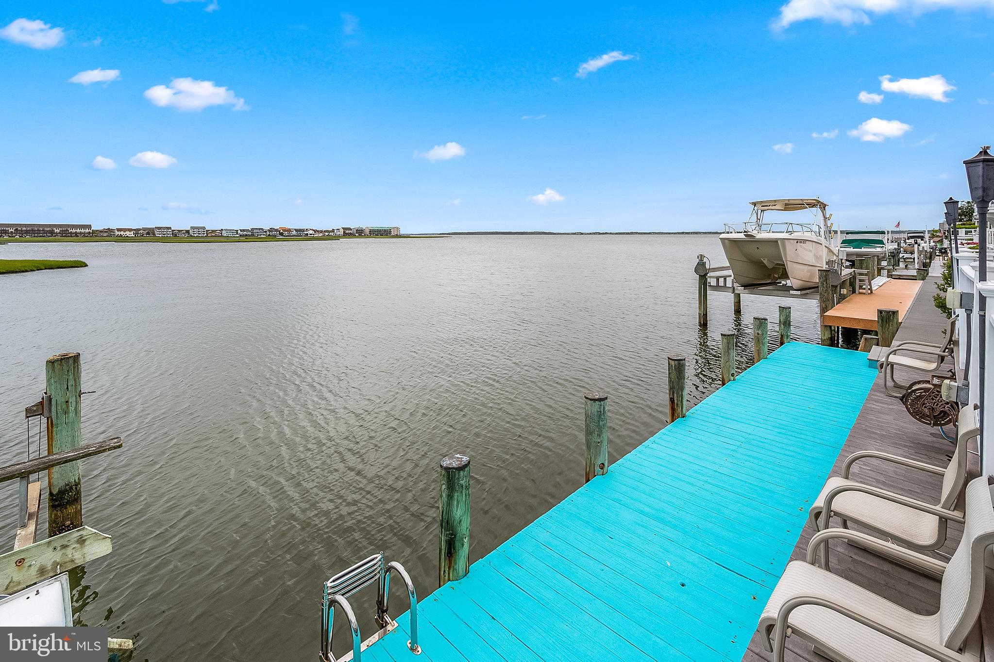 CAINE KEYS II EXT - Residential