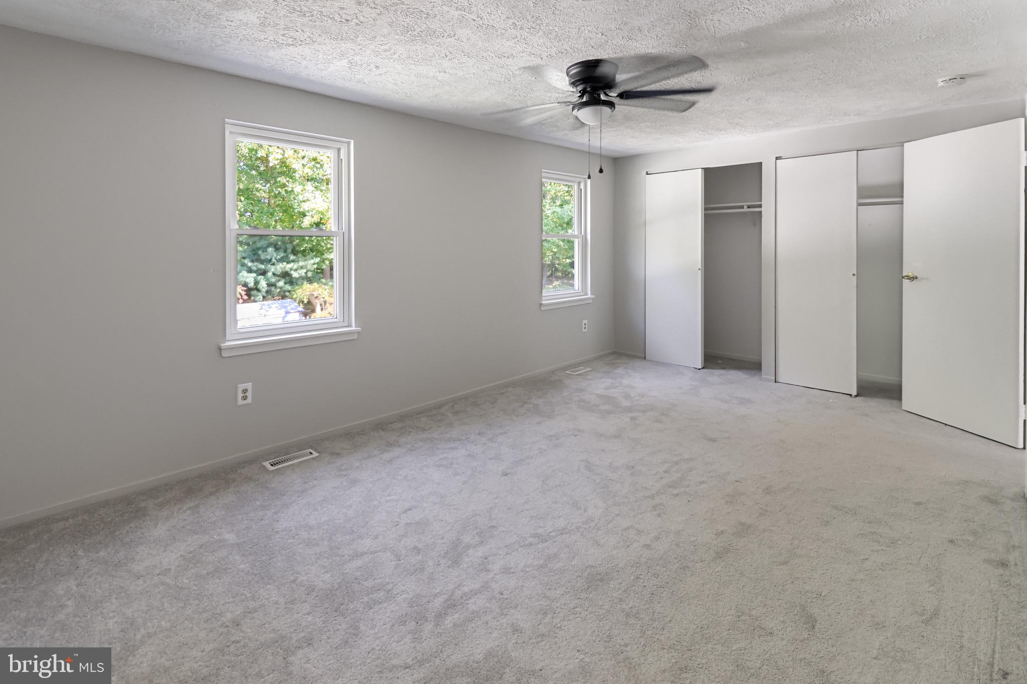 SEVEN COURTS - Residential